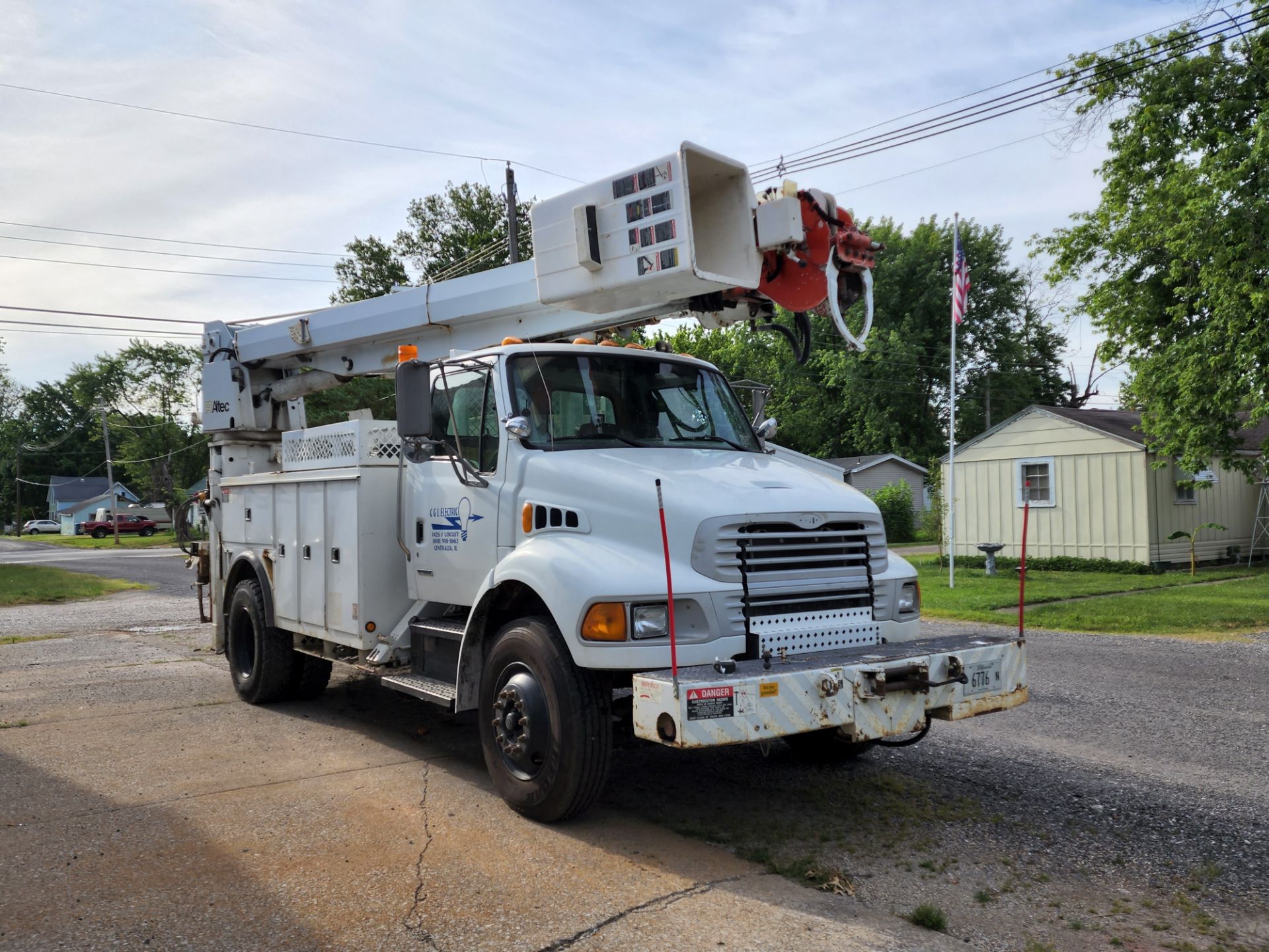 2003 Sterling Acterra Digger Derrick Truck - Image 2 of 31