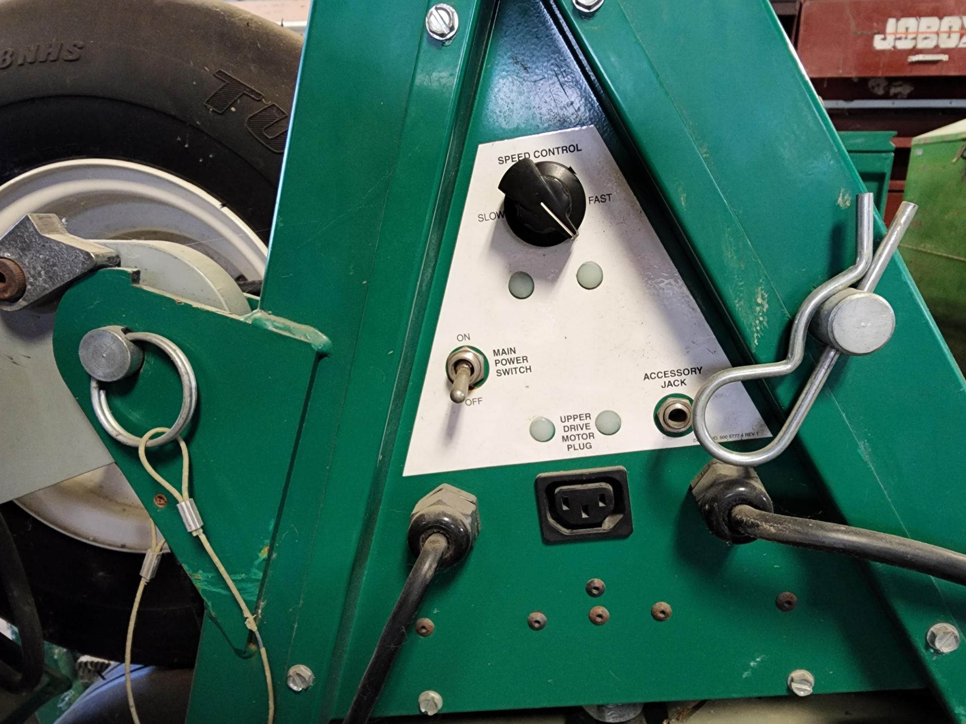 Greenlee Model 6810 Ultra Cable Feeder - Image 5 of 7