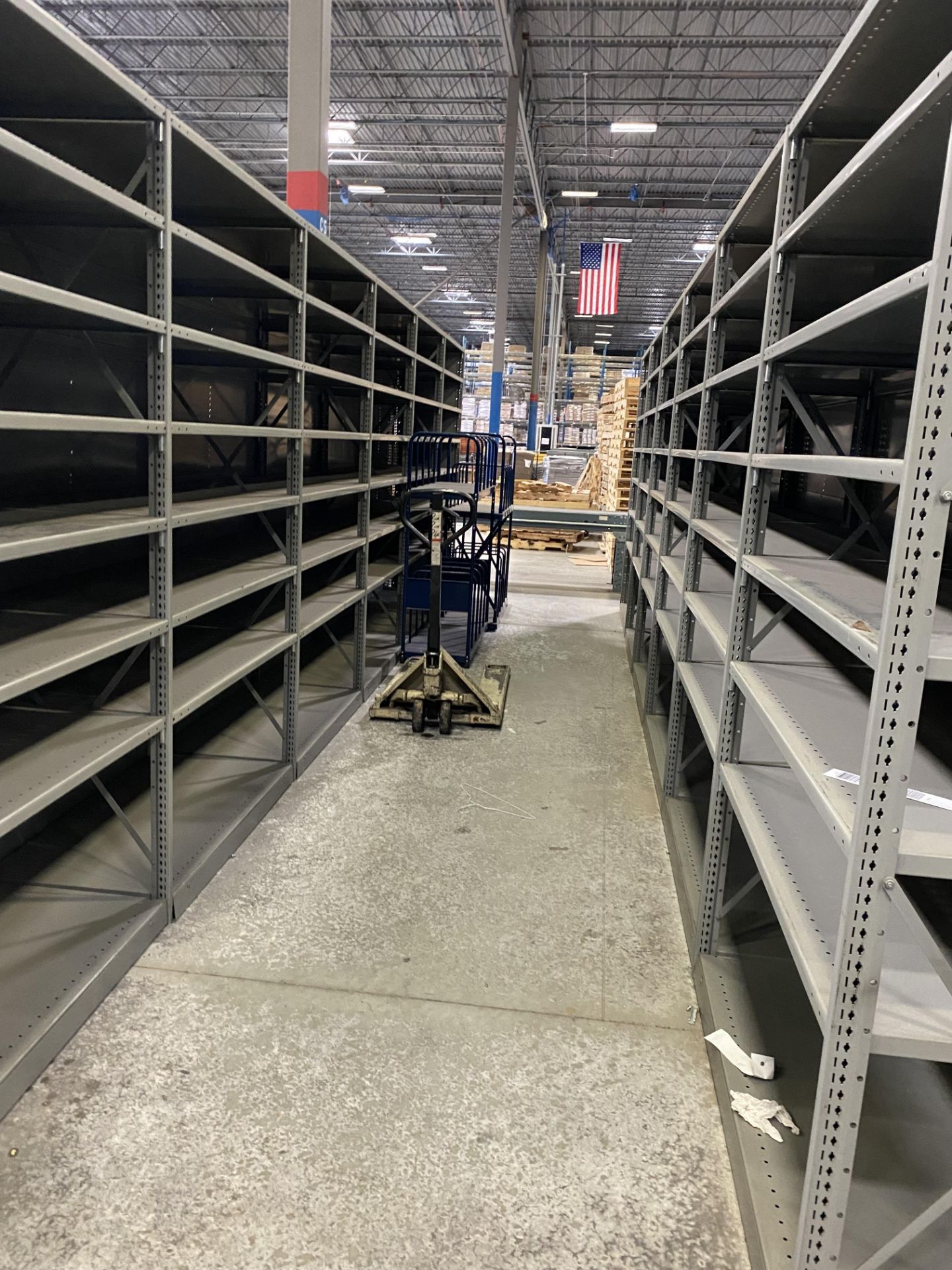 20 SECTIONS OF METAL CLOSED BACK SHELVING - Image 2 of 6
