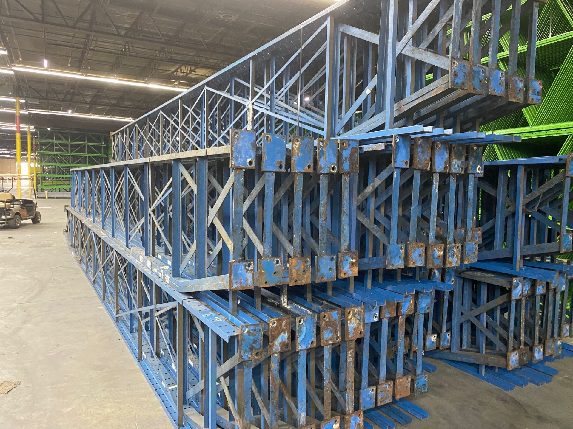18 BAYS OF STRUCTURAL STYLE PALLET RACKS - 9 BAYS X 2 LINES X 30'H X 36"D X 112"W - Image 2 of 5