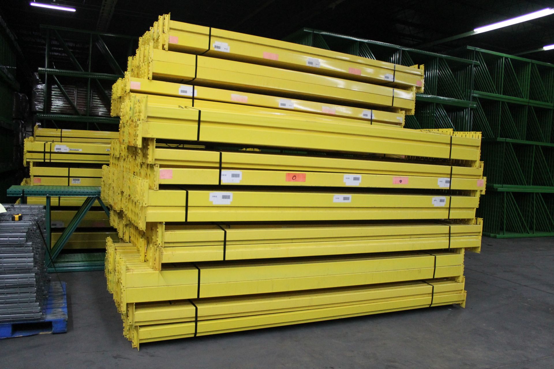 USED 60 PCS OF 144" X 5" KEYSTONE BEAM - Image 3 of 3