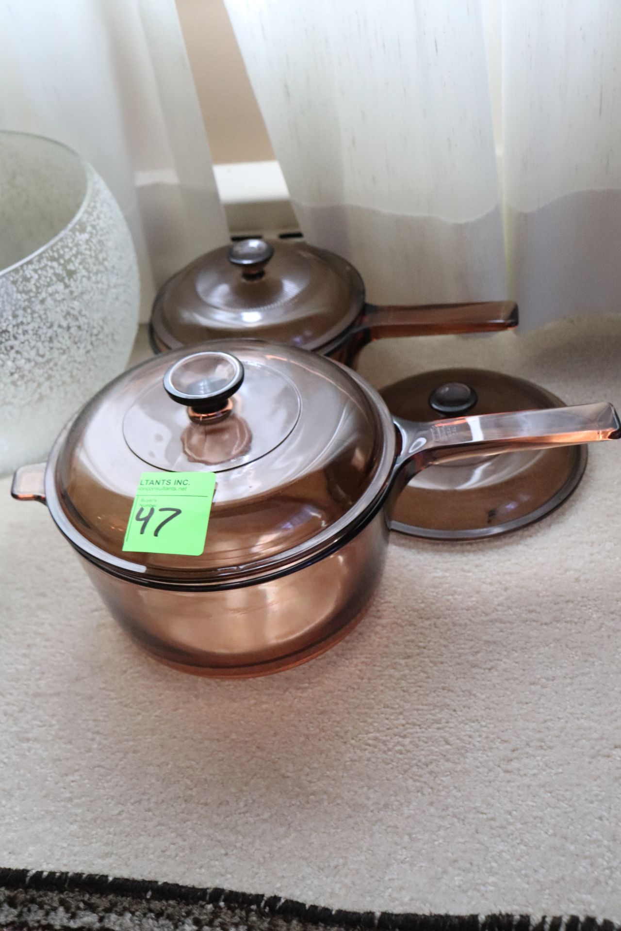 Two Pyrex Vision cookware sets with lid, missing pot