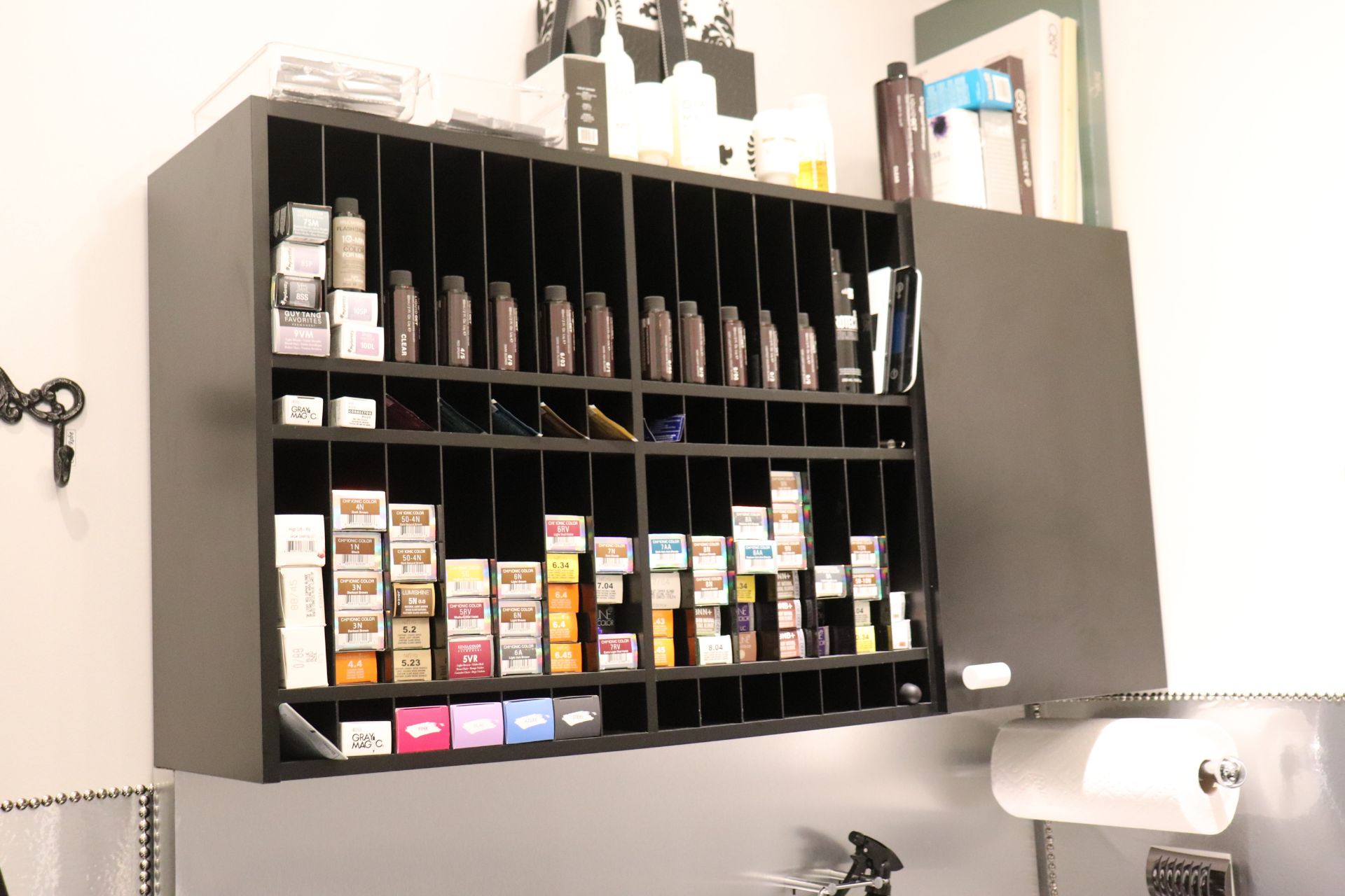 Hair Color Station with stainless steel sink, with faucet, backsplash and cabinet - Image 3 of 3