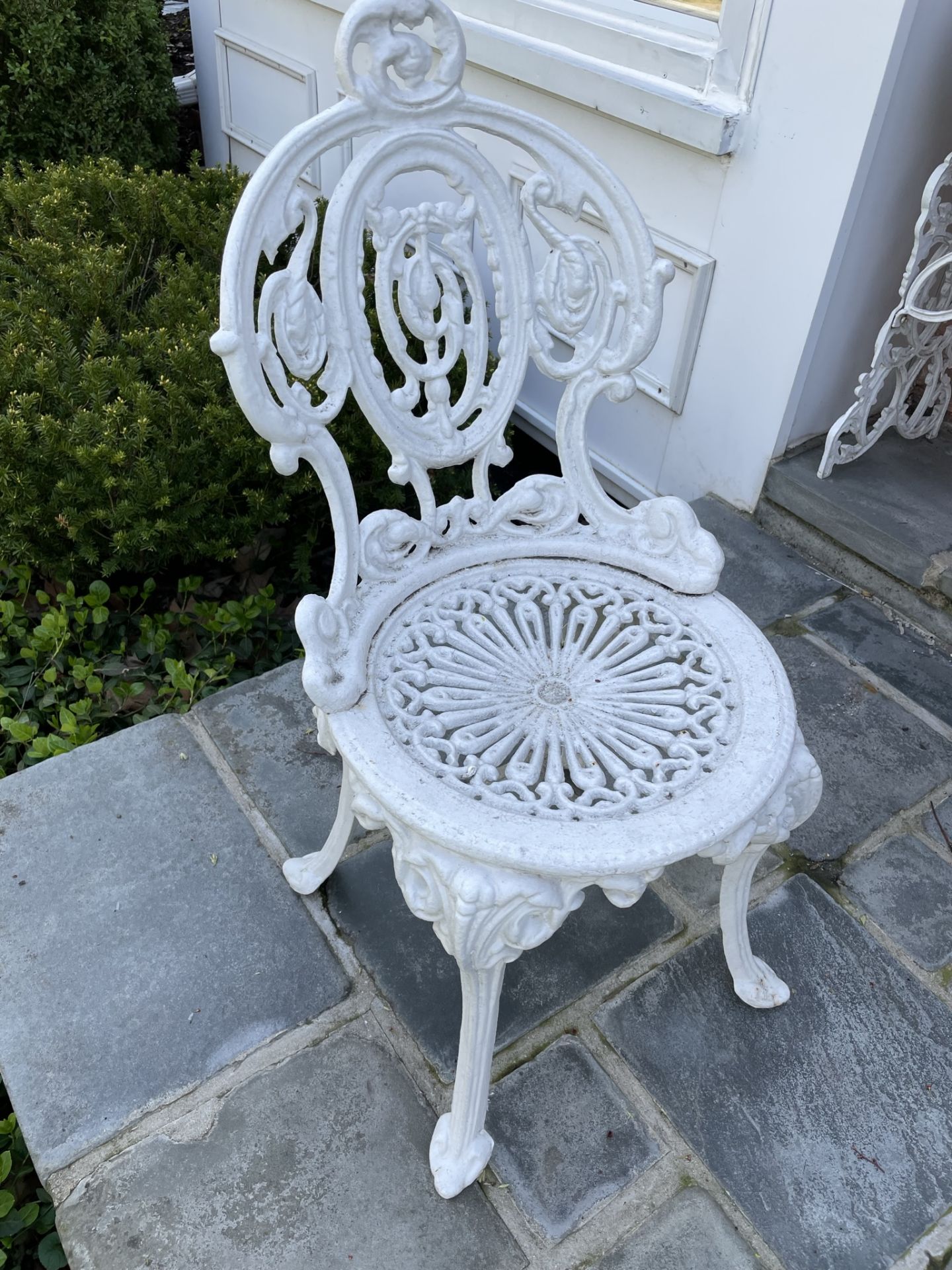 Pair of Victorian style painted white wrought iron chairs - Image 2 of 3