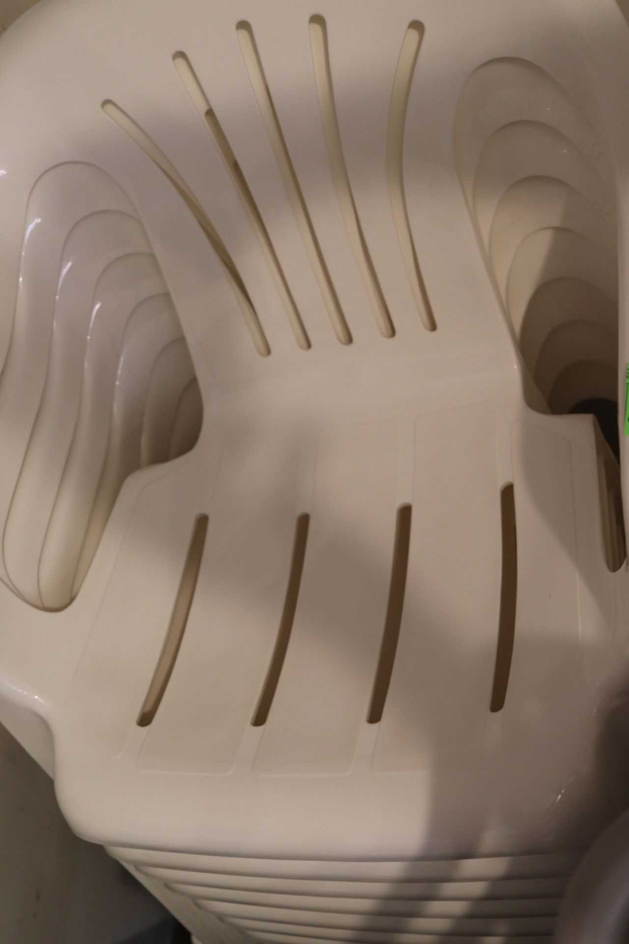 Nine plastic chairs - Image 2 of 2