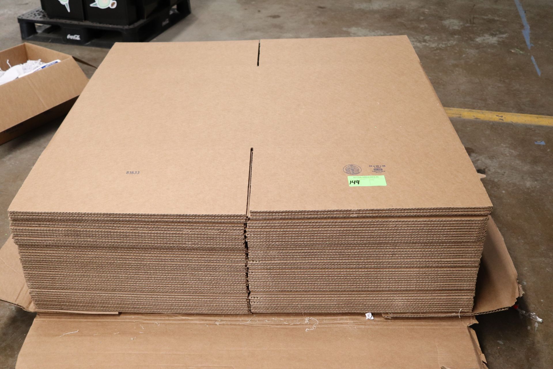 Partial pallet of Uline boxes, 25" x 25" x 25"