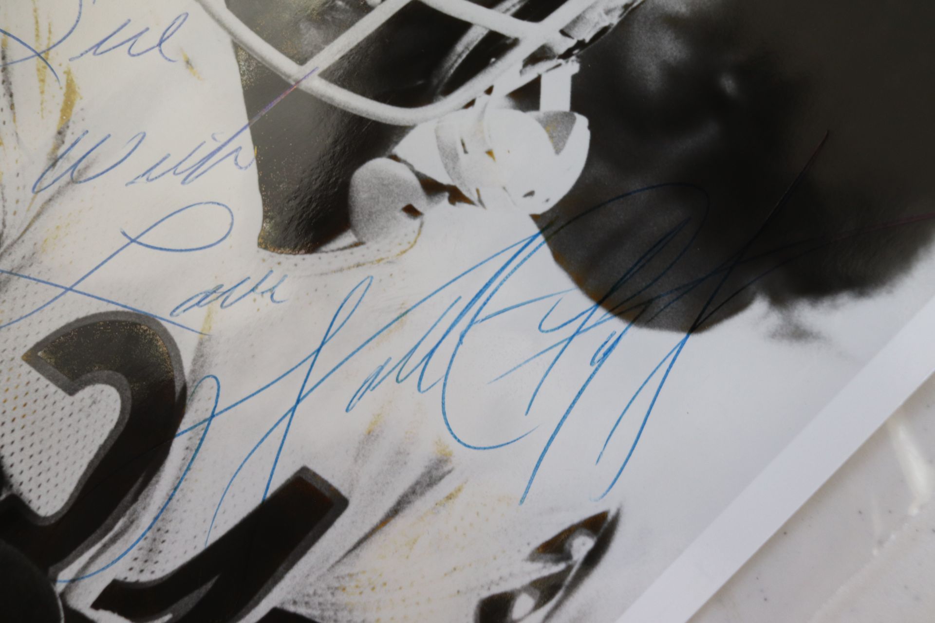Walter Peyton autograph and a photograph of Gary Fencik - Image 3 of 3