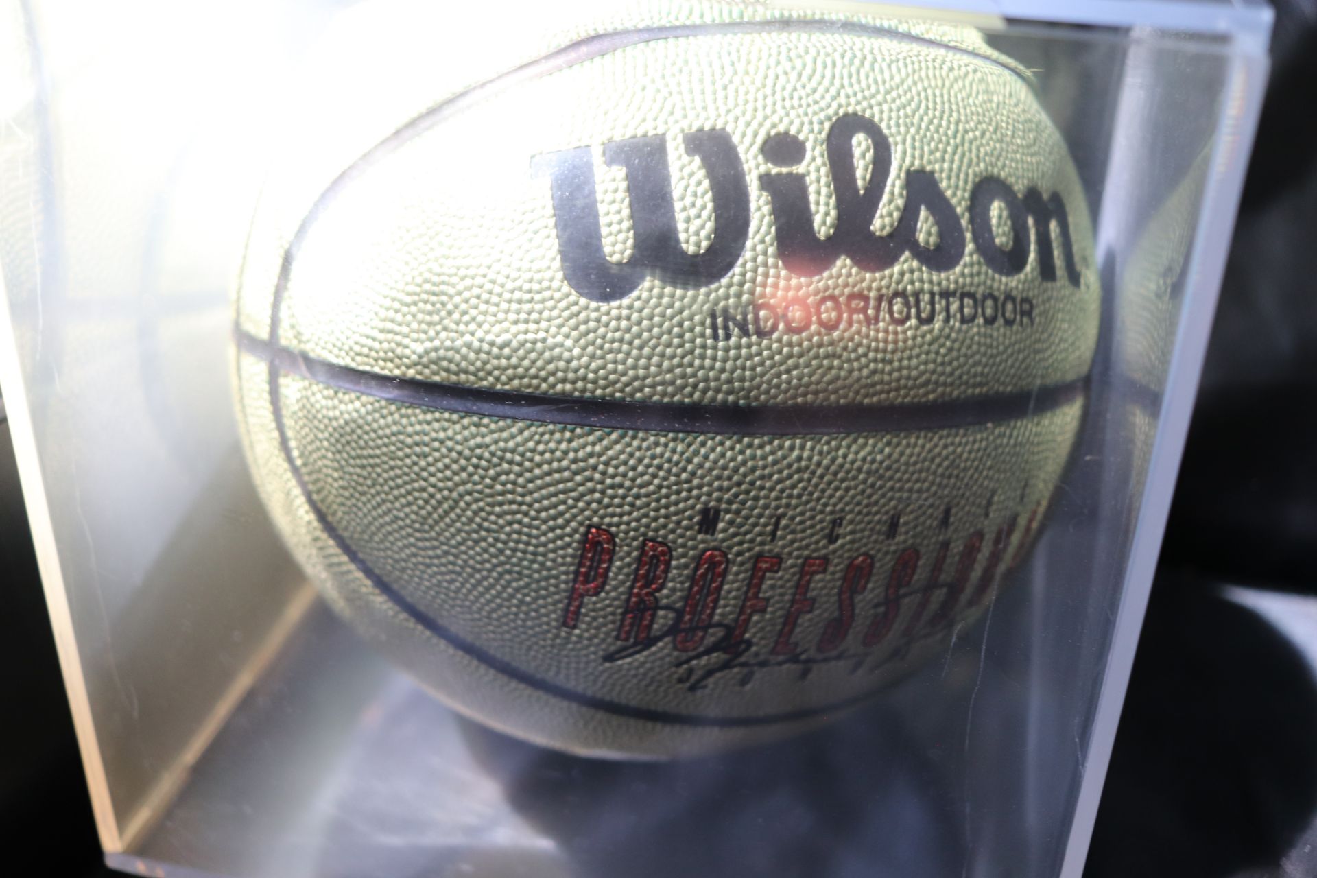 Wilson Professional Indoor/Outdoor basketball, Michael Jordan signature - Image 2 of 6