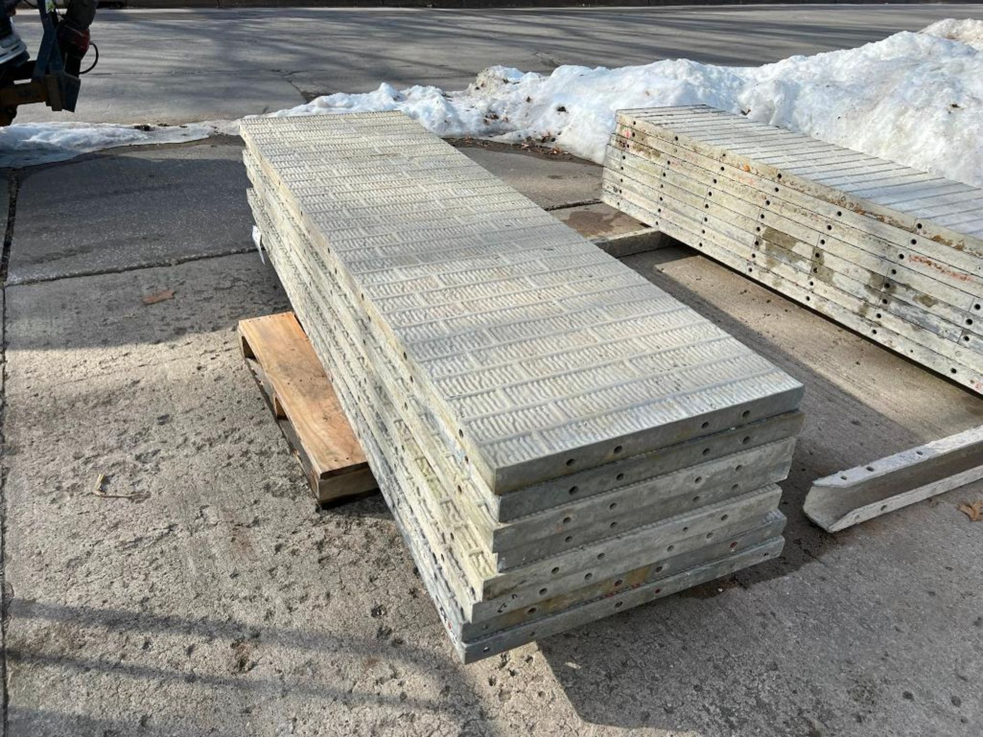 (6) 32" x 8' & (2) 28" x 8' Wall-Ties VertiBrick Aluminum Concrete Forms, 6-12 Hole Pattern. Located
