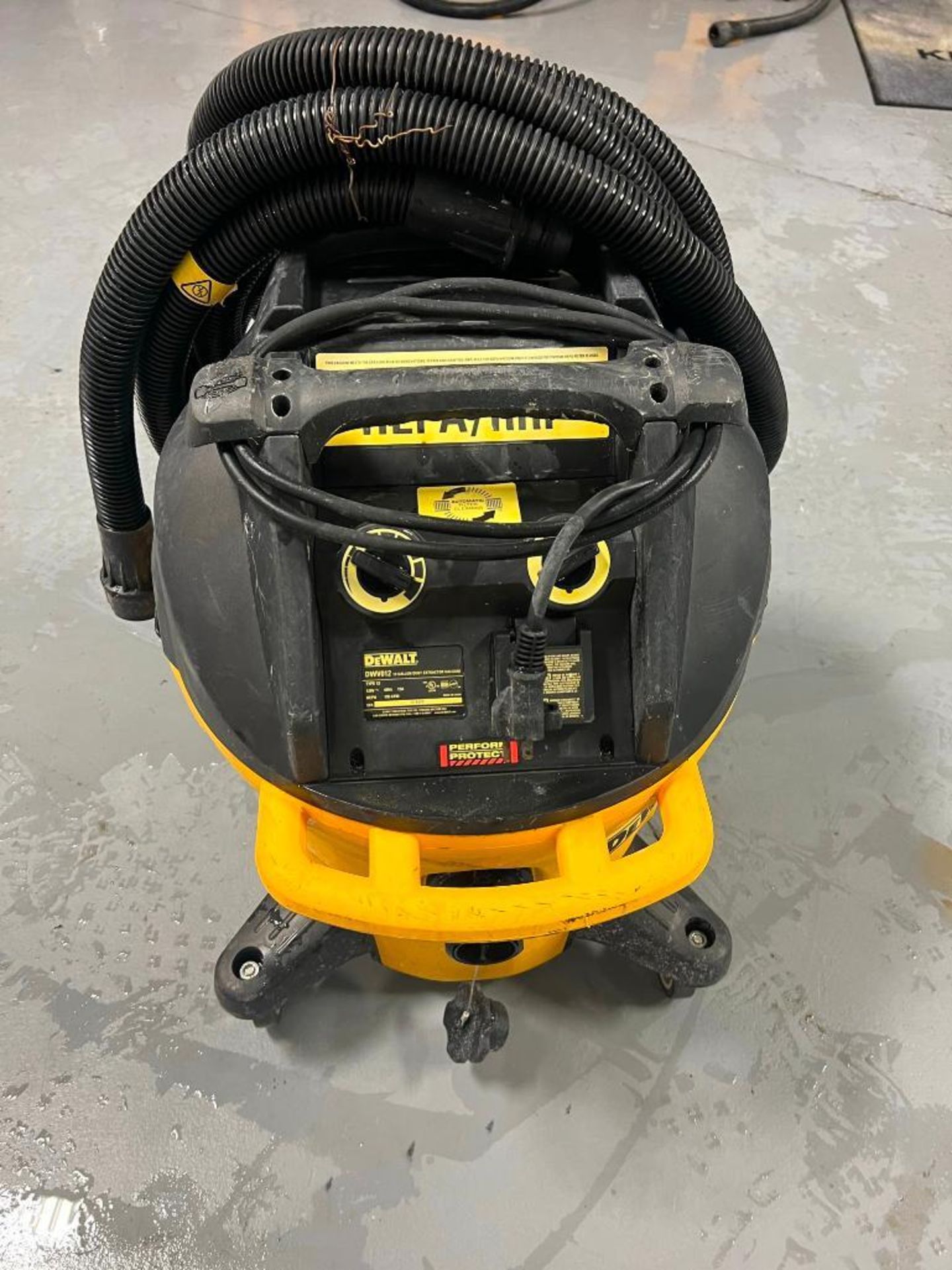 (1) DeWalt DWV012 10 Gallon Dust Extractor Vacuum, HEPA/RRP. Located in Mt. Pleasant, IA.