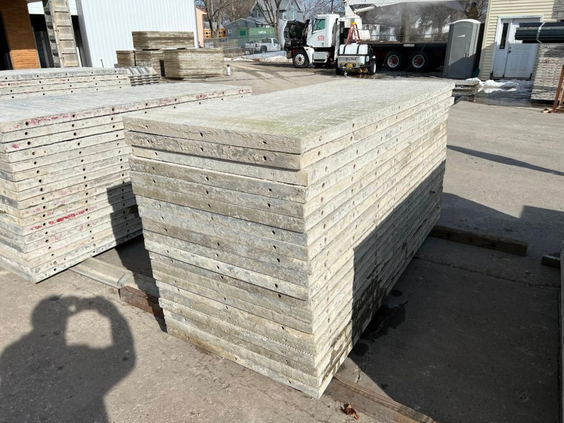 (11) 4" x 4" x 8' ISC Wall-Ties VertiBrick Aluminum Concrete Forms, 6-12 Hole Pattern, Nominal. Loca - Image 5 of 8