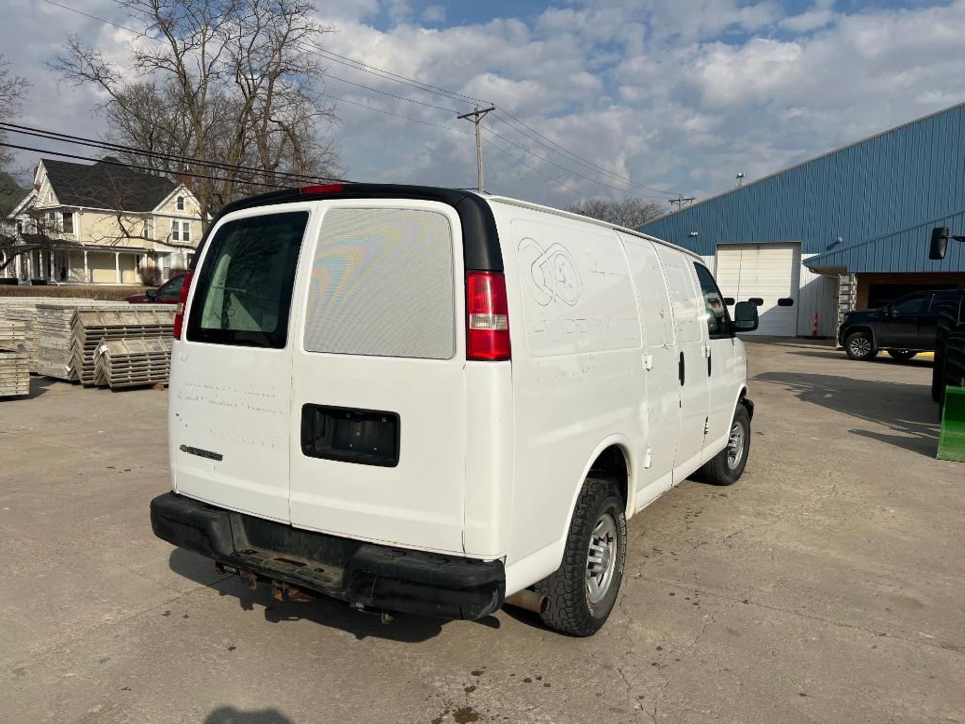 2009 Chevy Express Van, 4.8L Engine,  292,049 miles, VIN # 1GCGG25C391126515, Adrian Steel Shelving. - Image 3 of 20