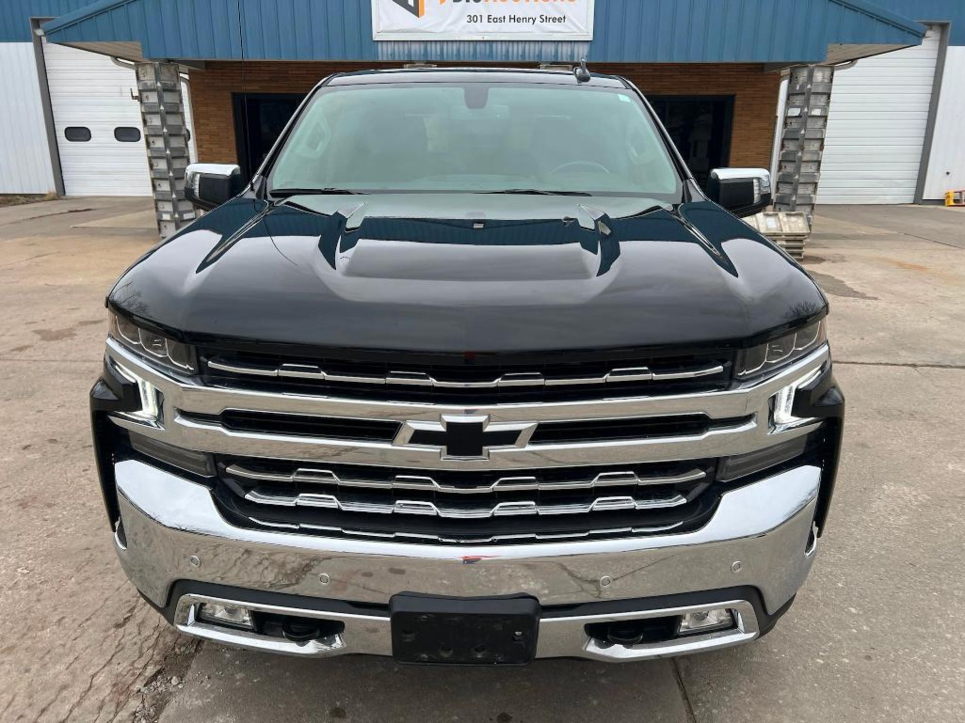 2021 Chevrolet Silverado K1500 LTZ Crew Cab Pickup Truck, 4x4 5.3L Engine, 33,523 Miles, VIN # 1GCUY - Image 28 of 28