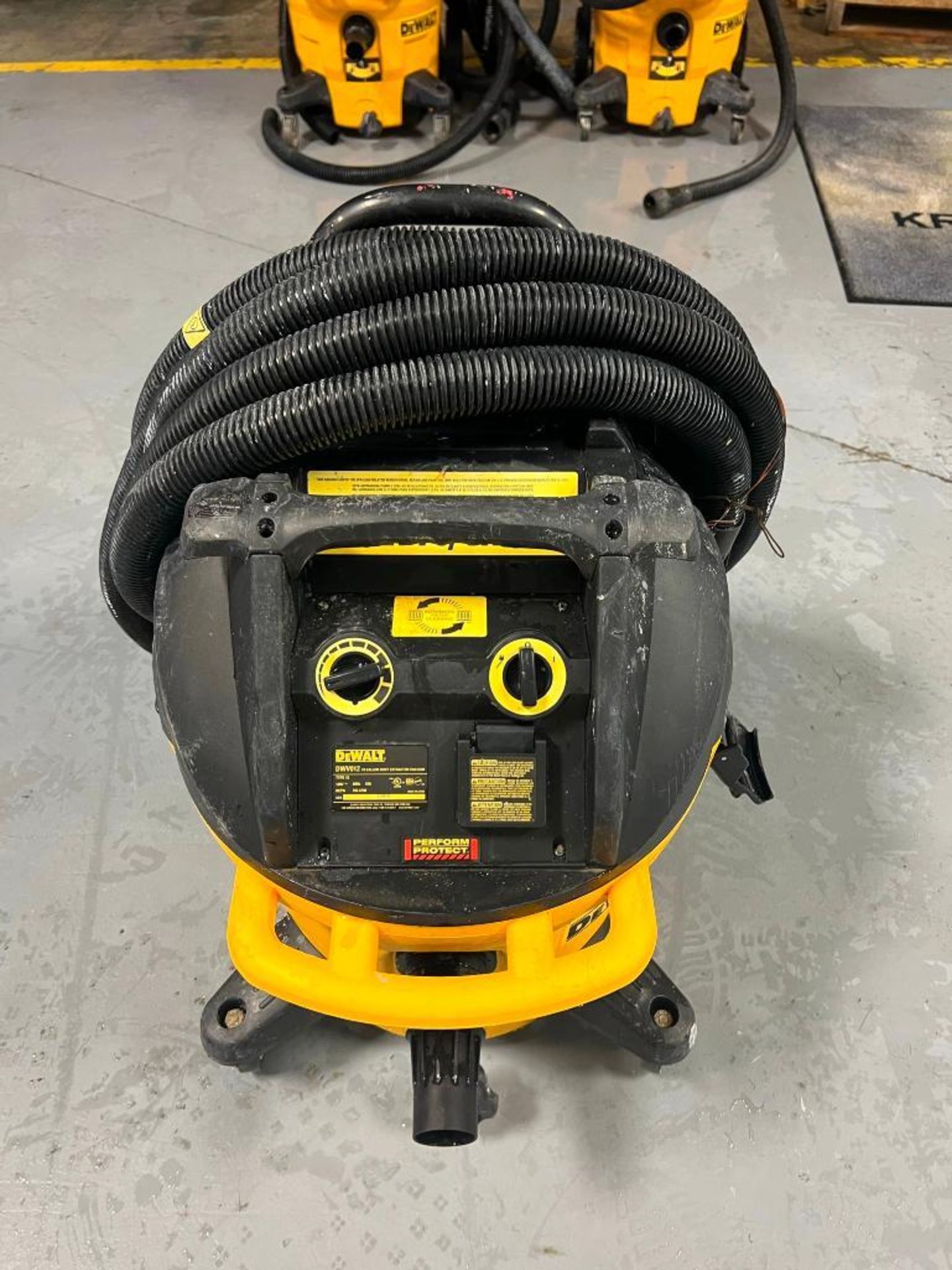 (1) DeWalt DWV012 10 Gallon Dust Extractor Vacuum, HEPA/RRP. Located in Mt. Pleasant, IA.