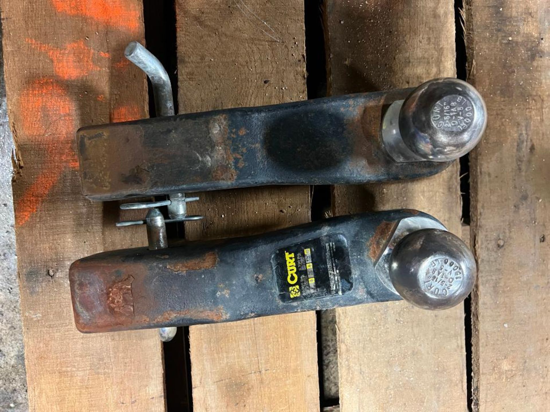 (2) Curt 2 5/16" Trailer Hitch Ball. Located in Mt. Pleasant, IA