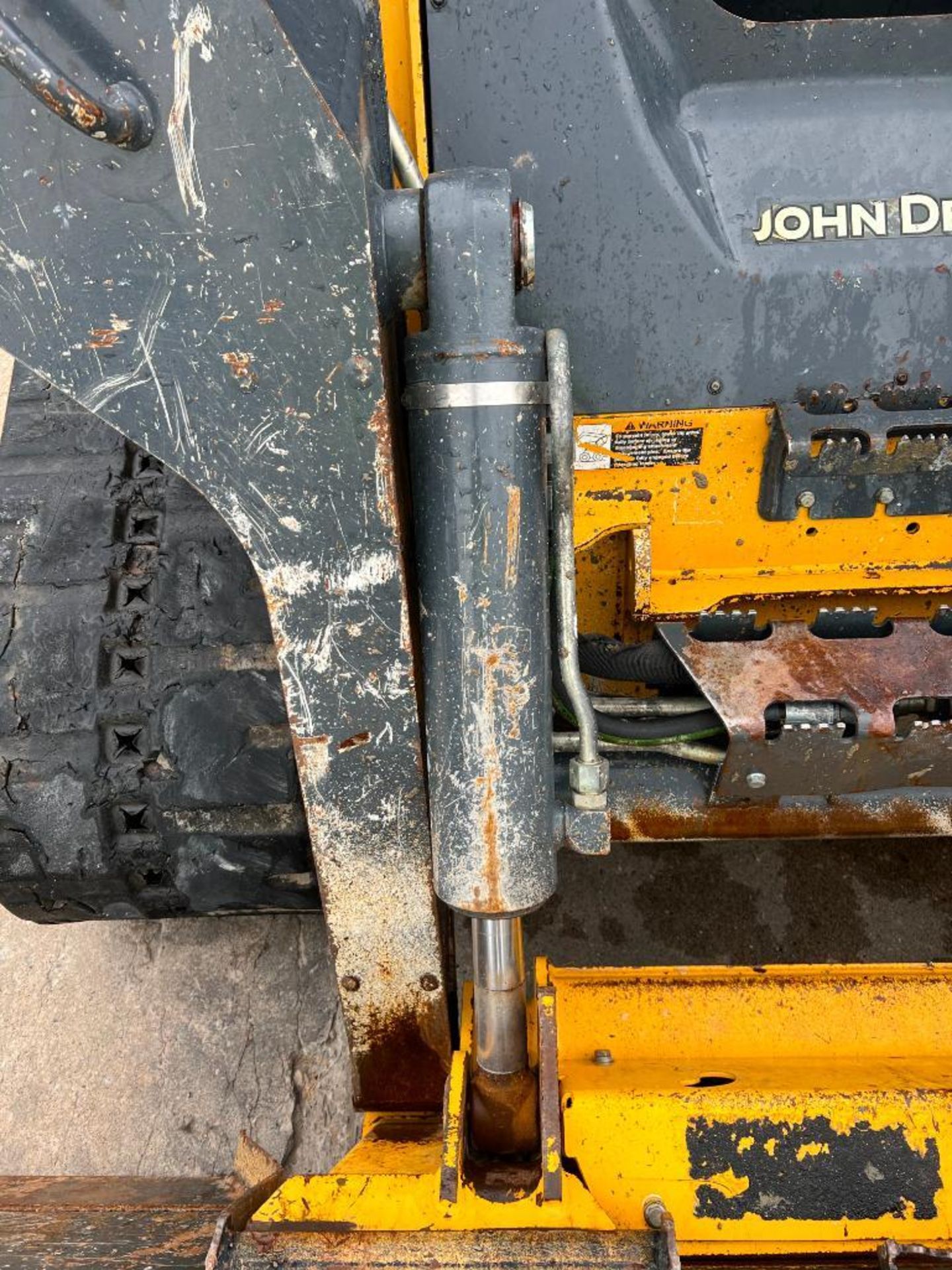 2016 John Deere Track Skid Steer 329E with 84” HD Construction Bucket w/Edge, ID #1T0329EKEGE297959, - Image 29 of 31
