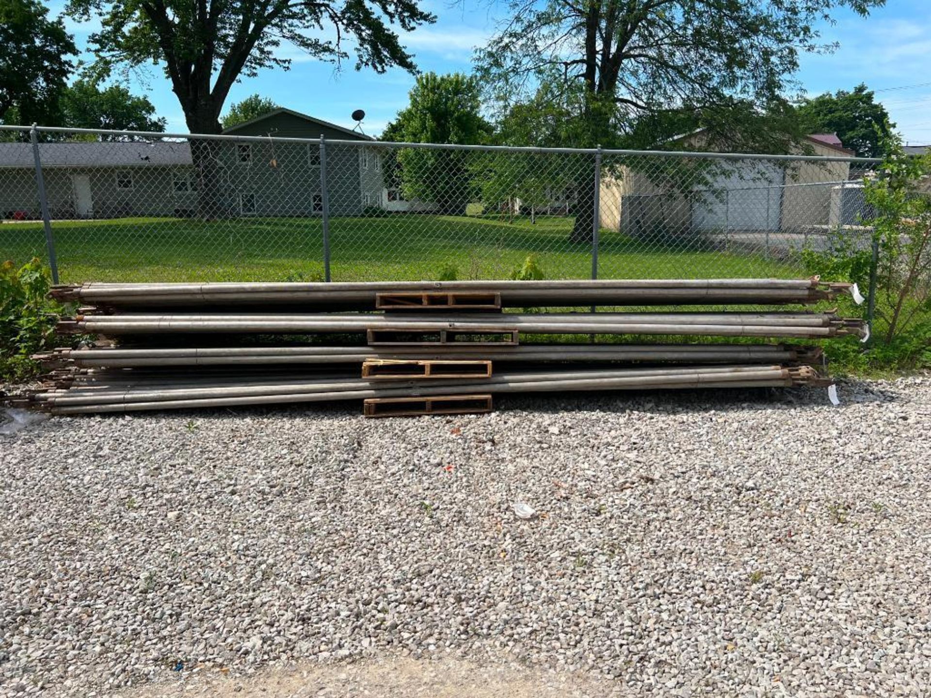 (22) 20' Aluminum Turnbuckles. Located in Mt. Pleasant, IA - Image 2 of 2