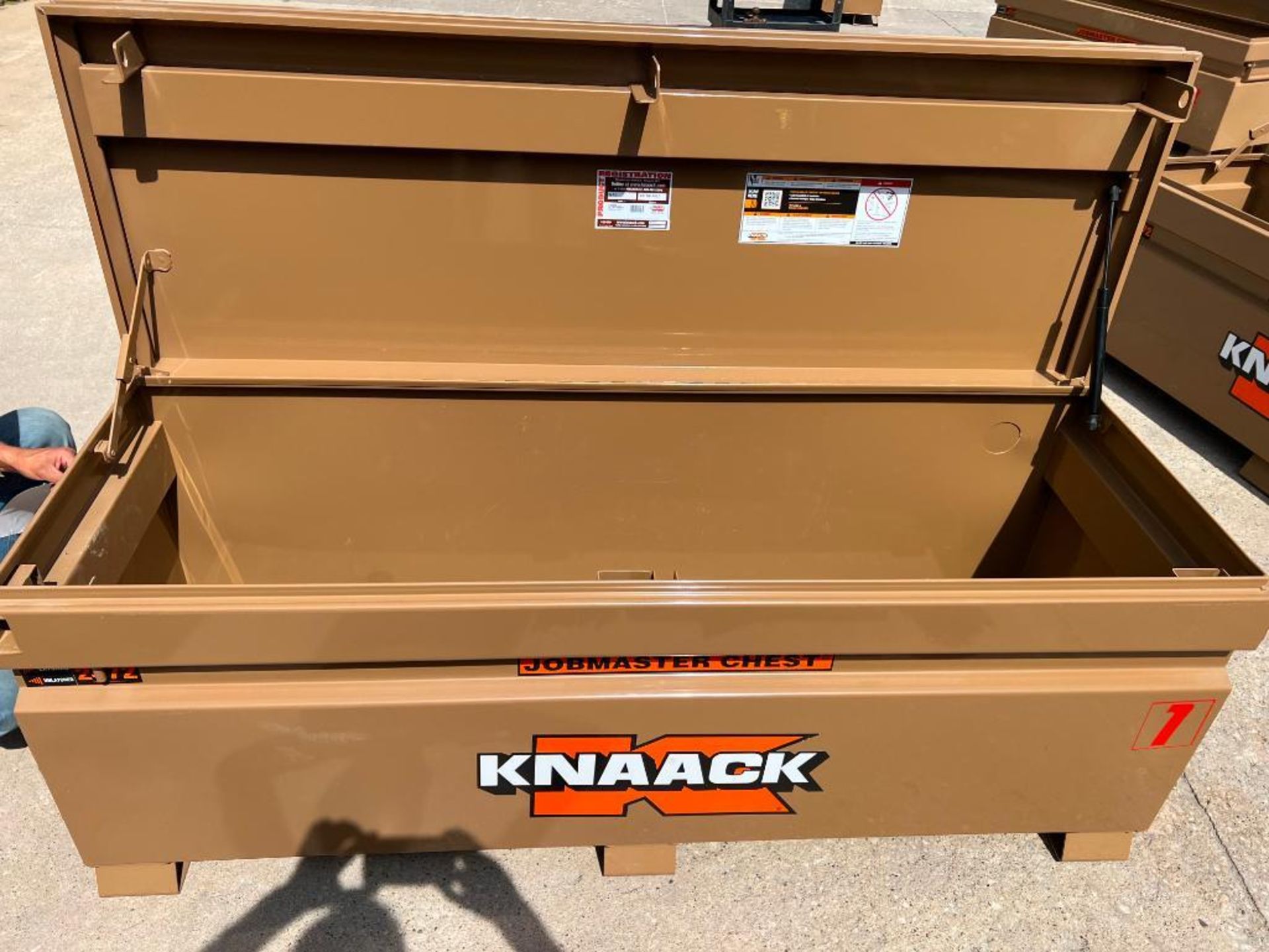 Knaack Jobmaster Chest, Model #2472, Serial #2211017527. Located in Mt. Pleasant, IA - Image 3 of 3