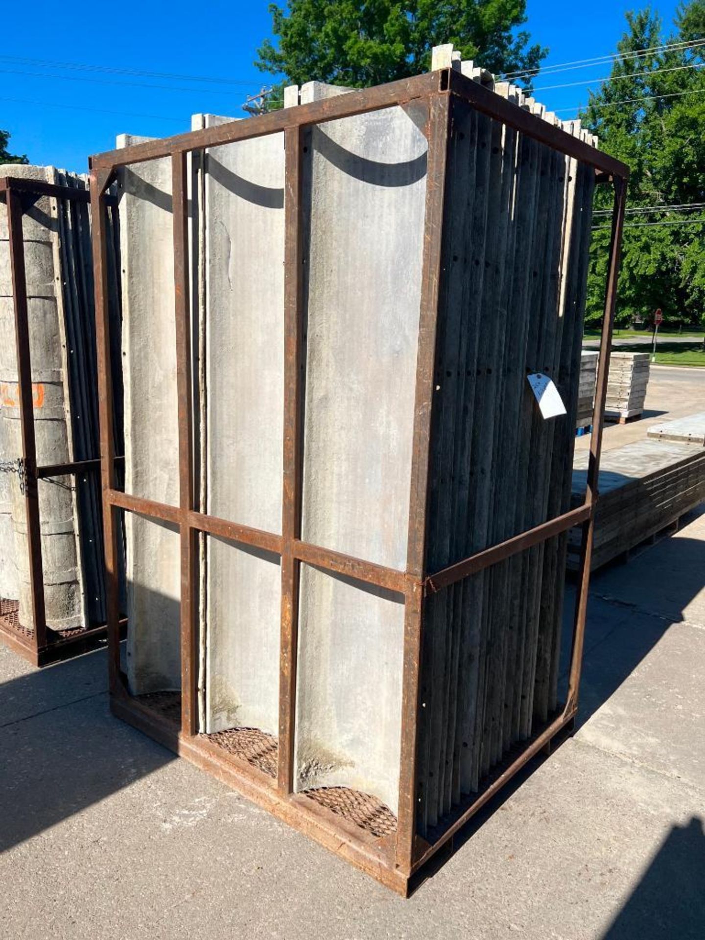 (63) 14" x 86" Wall-Ties Aluminum Smooth Round Columns with Basket. Located in Mt. Pleasant, IA