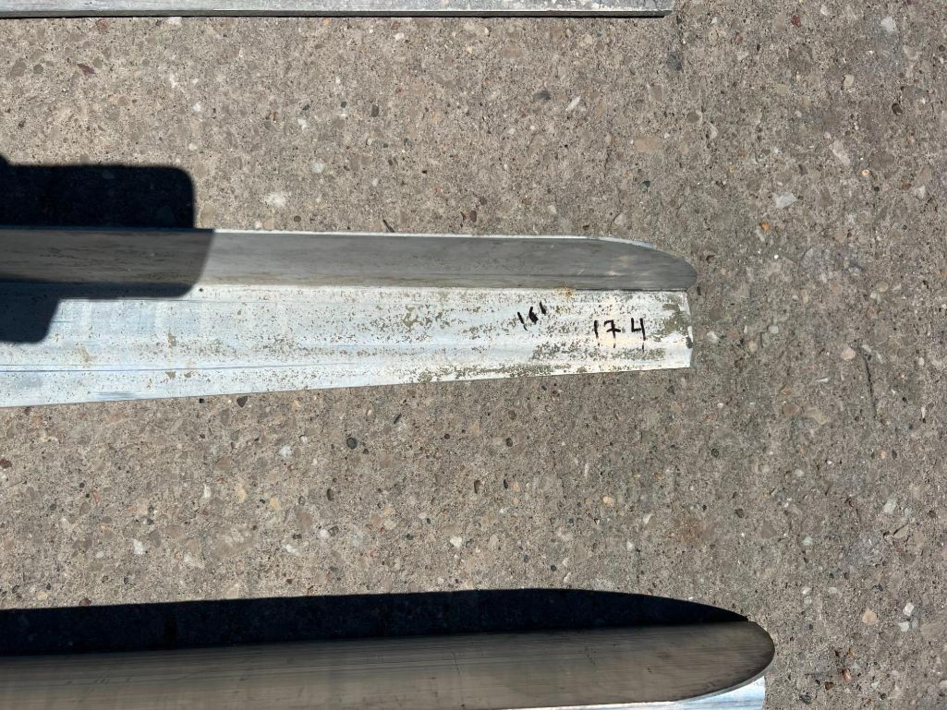 16' Allen Aluminum Max Screed Blade. Located in Mt. Pleasant, IA - Image 2 of 3