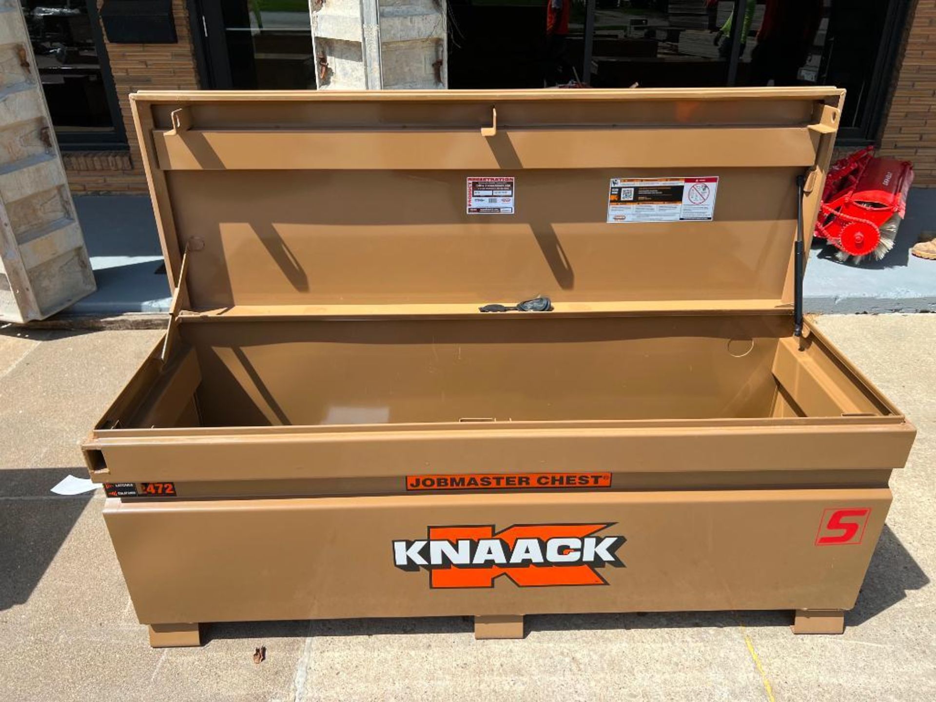 Knaack Jobmaster Chest, Model #2472, Serial #2210917034. Located in Mt. Pleasant, IA - Image 3 of 3