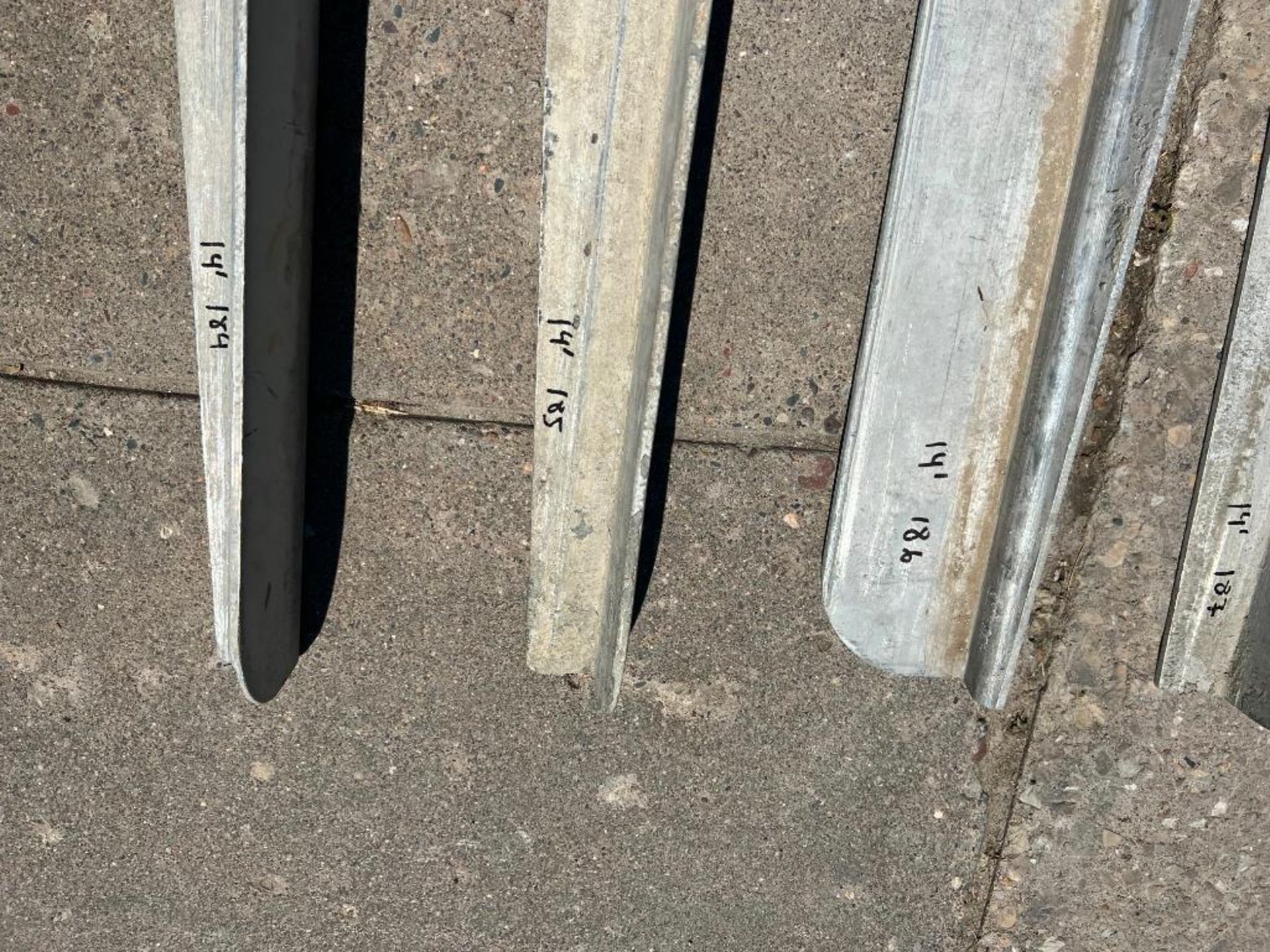 14' Aluminum Screed Blade. Located in Mt. Pleasant, IA - Image 2 of 3