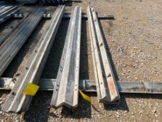 (4) 4" x 9' W's & (2) 4" x 9' Hinge Wall-Ties Smooth Aluminum Concrete Forms, 6-12 Hole Pattern. Loc