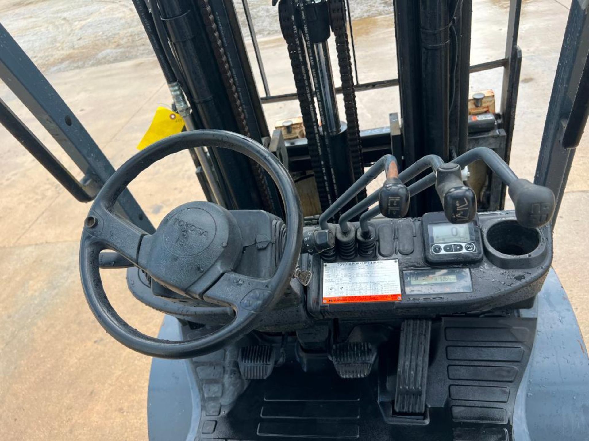 Toyota Forklift Truck, Model 8FGU25, Hours 5,264, LP. Located in Altamont, IL - Image 9 of 19