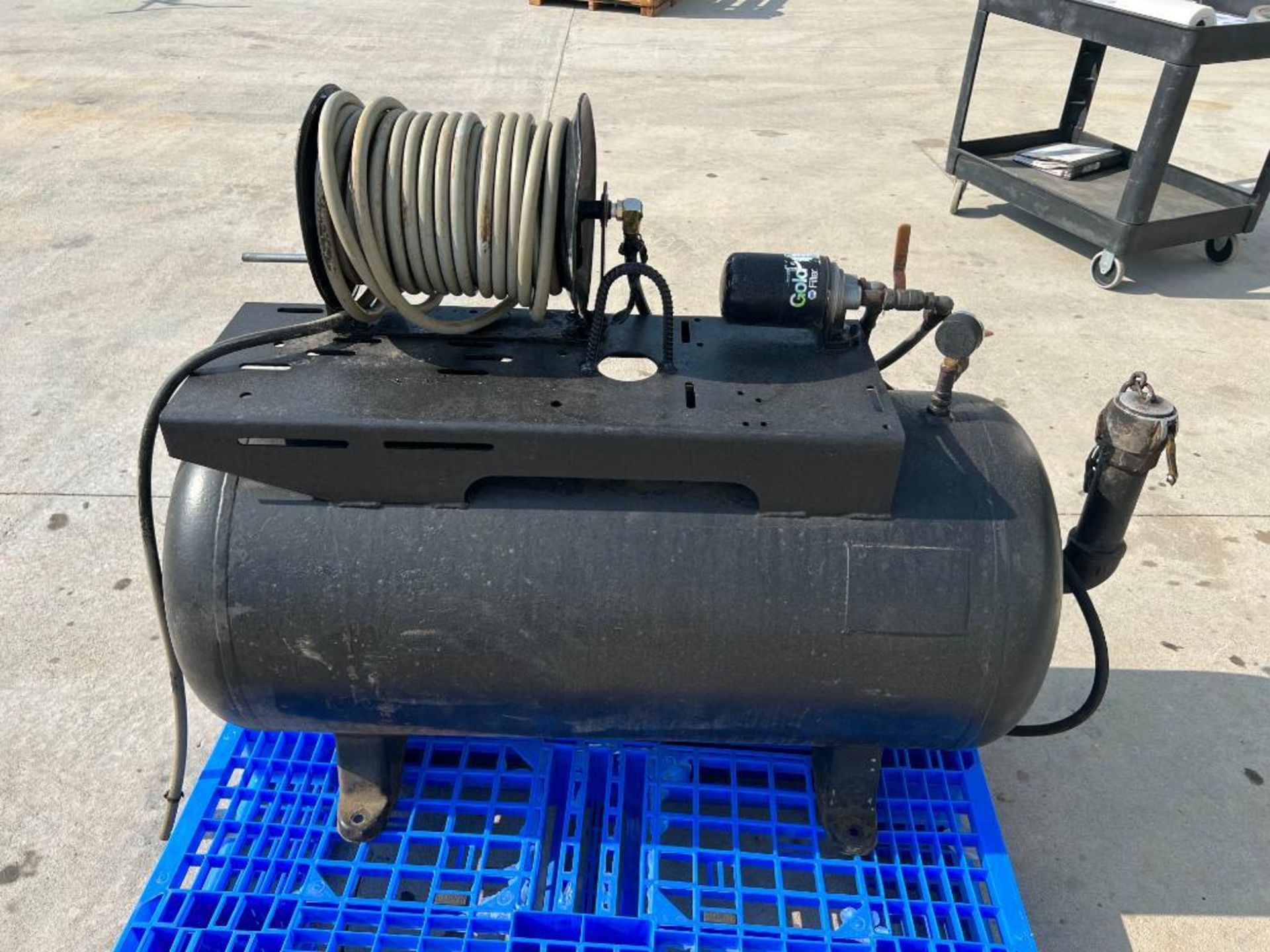 Black Form Oiler Tank with Hose Reel & Hose. Located in Altamont, IL - Image 2 of 2