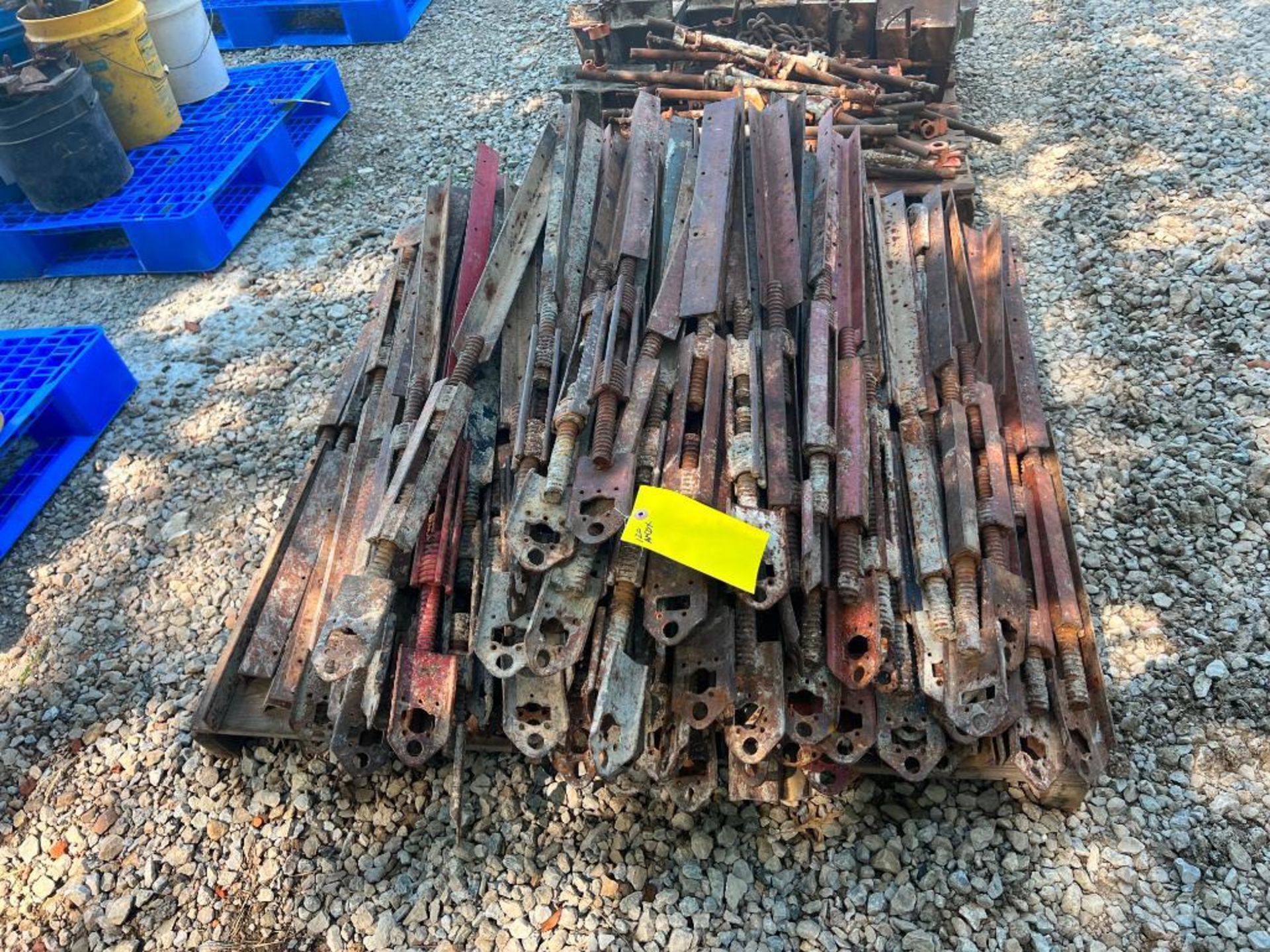 Pallet of Wire Base Ties and U Ties 6" thru 12". Located in Altamont, IL - Image 5 of 6