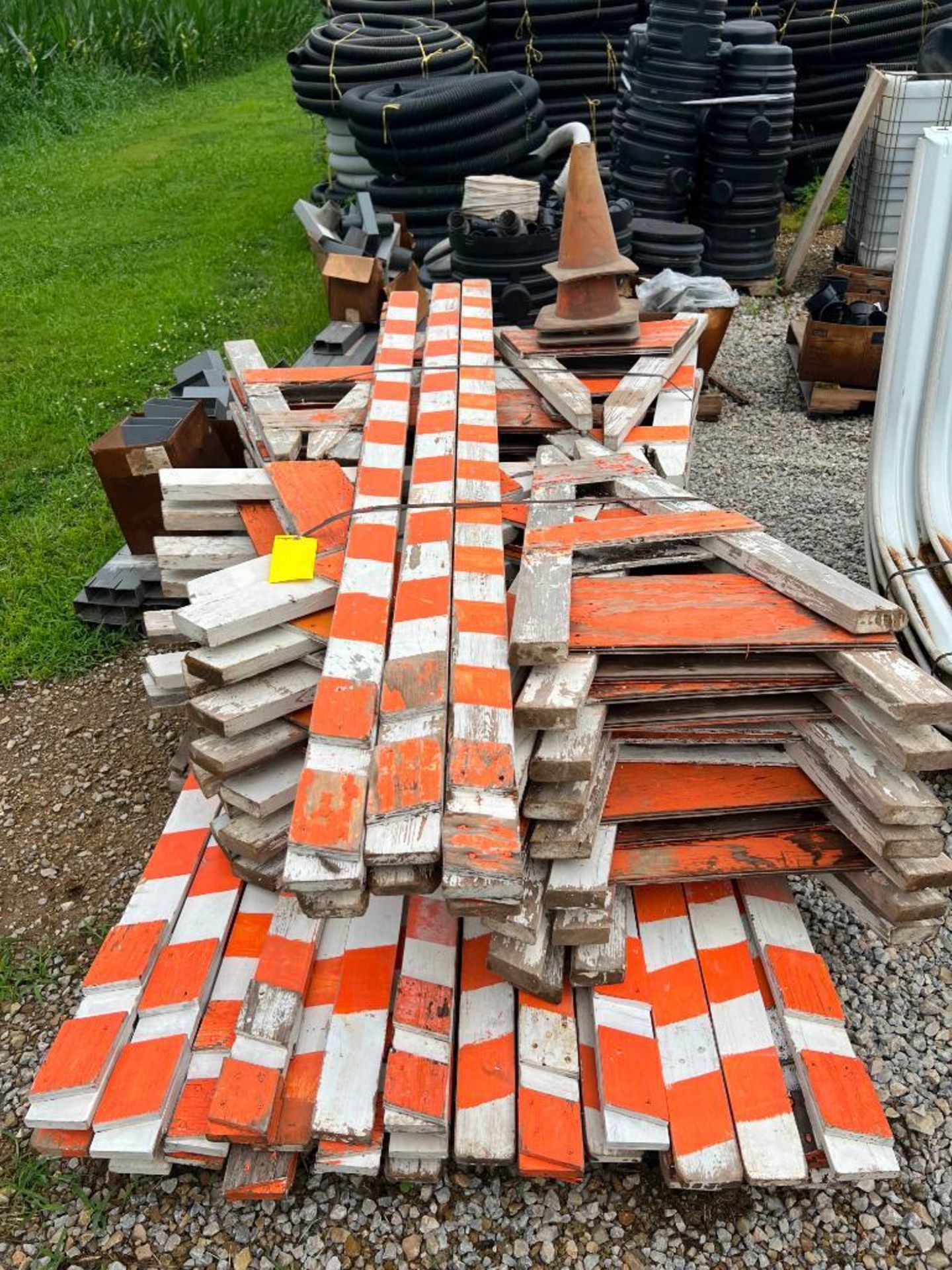 Caution Barricades - approximately (28) pcs. Located in Altamont, IL