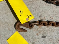 9' Log Chain. Located in Altamont, IL