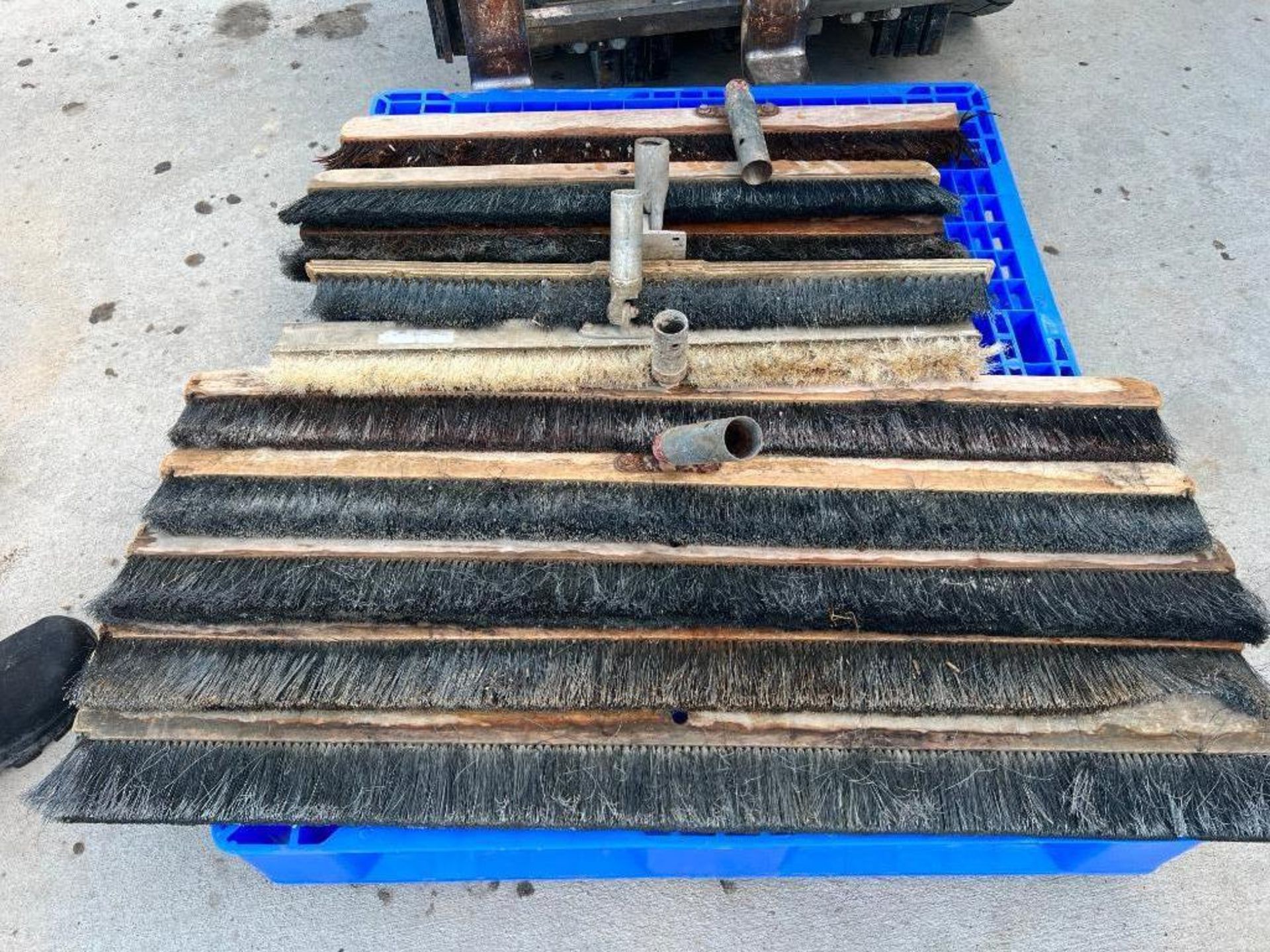(10) Various Size Broom Head Attachments. Located in Altamont, IL