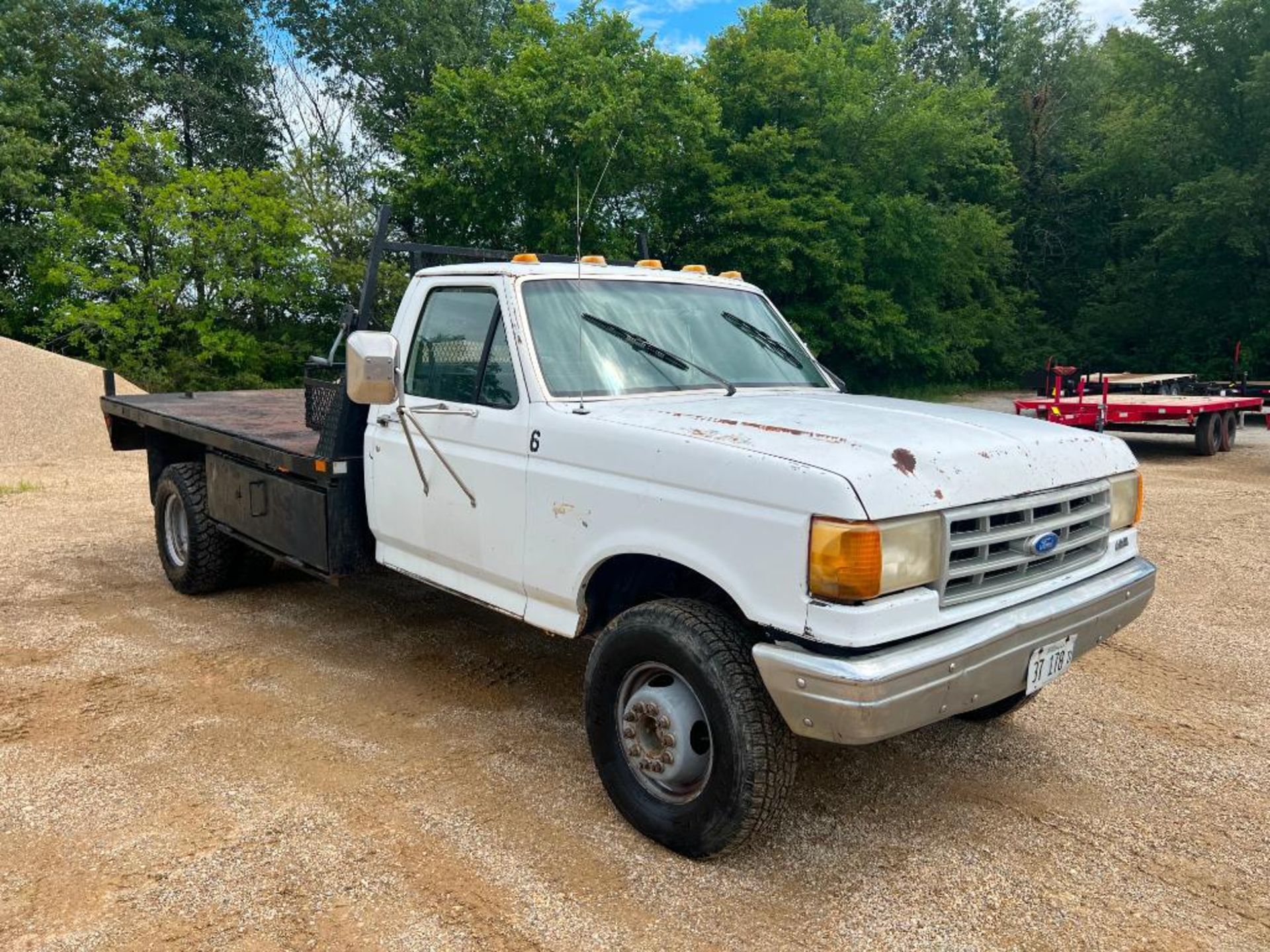 1989 Ford Dually Flat Bed Truck, VIN #2FDLF4763KCB49239, Miles 72,251, Manual Transmission, 460 Gas - Image 2 of 18