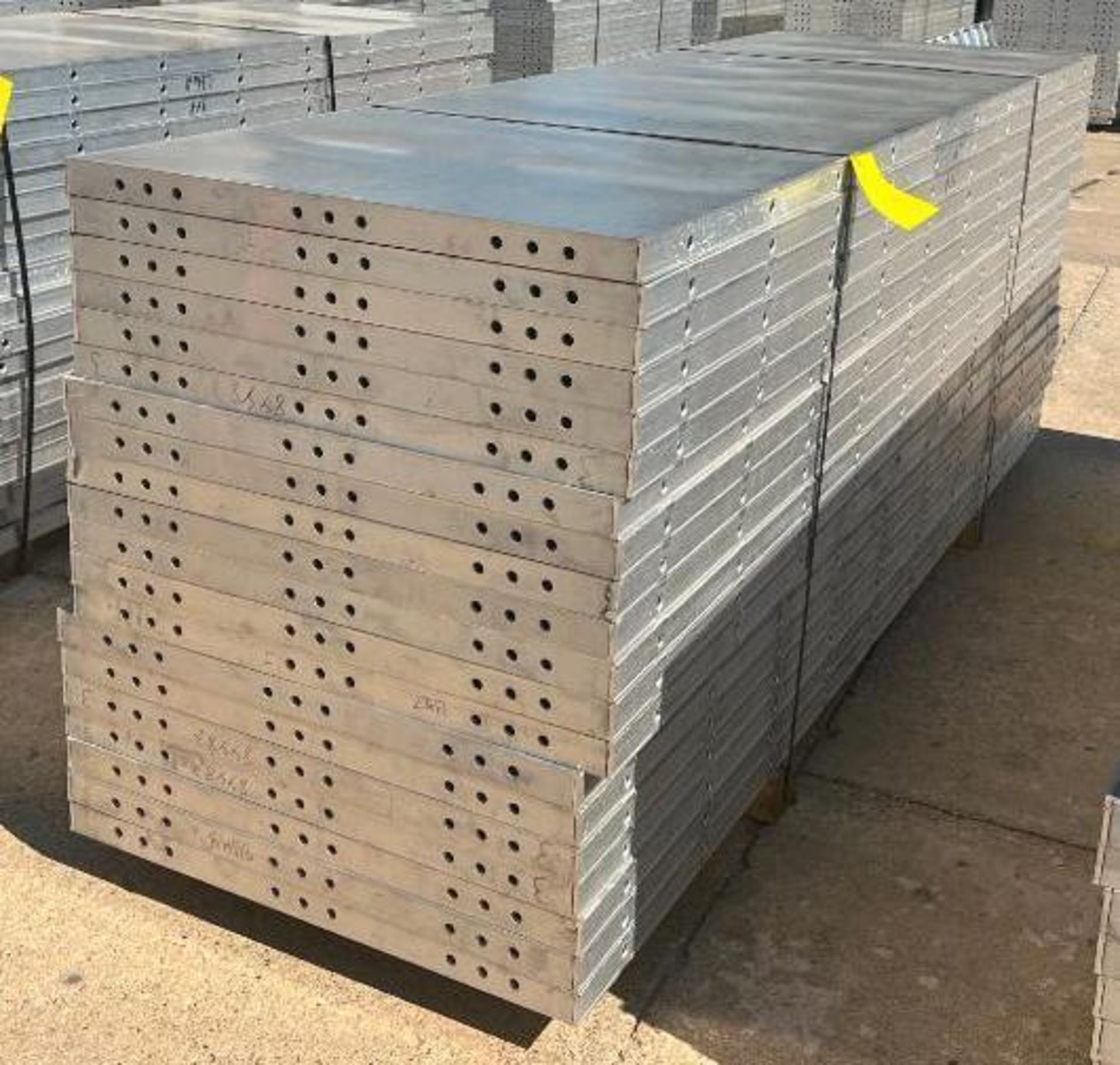 (20) NEW 3' x 10' Wall Ties Aluminum Concrete Forms, 6-12 Hole Pattern. Located in Mt. Pleasant, IA