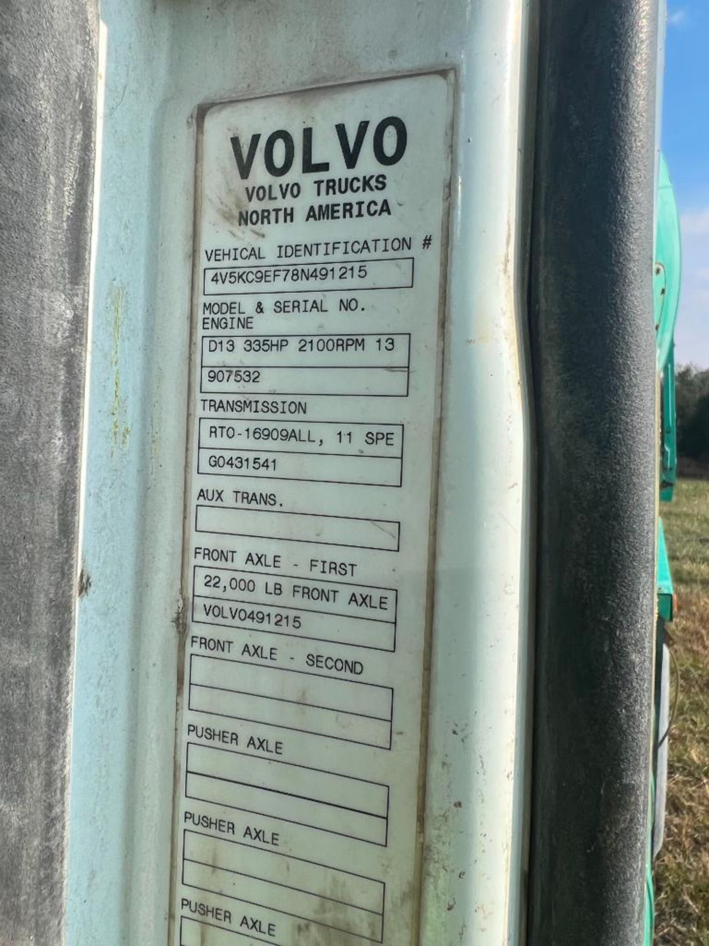 2008 Volvo Concrete Mixer, VIN #4V5KC9EF78N491215, Miles 123,660, Eaton Fuller 9 Speed RTO-16909ALL, - Image 6 of 47