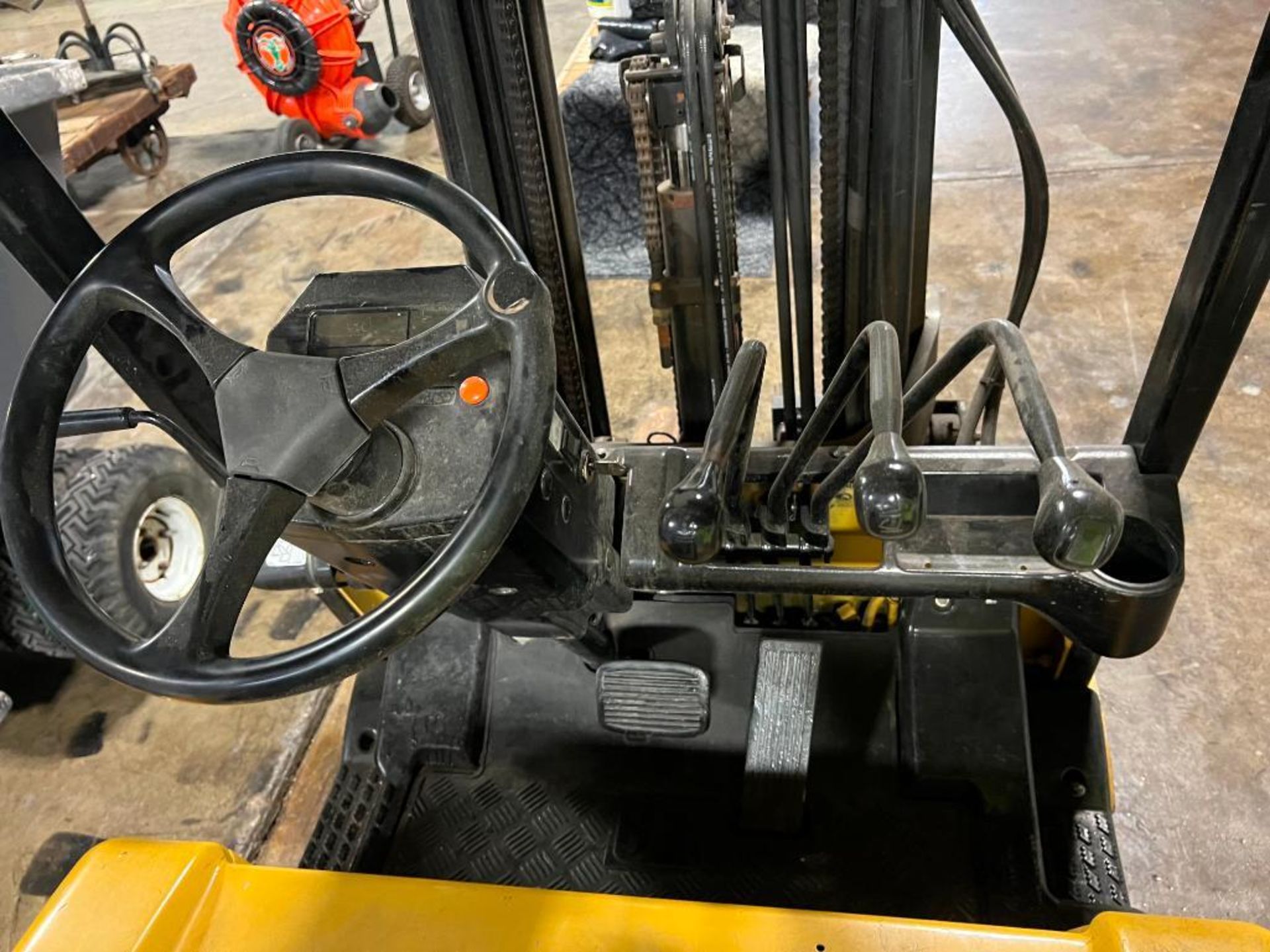 Caterpillar EP16KT Three Wheel Electric Forklift, Hours 3940.7, Serial #ETB4B01714. Located in Mt. P - Image 7 of 9