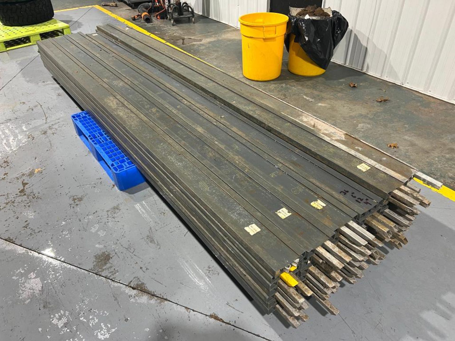 (36) 6" x 12', (12) 4" x 12' North Street Straight Form. Located in Mt. Pleasant, IA - Image 3 of 10