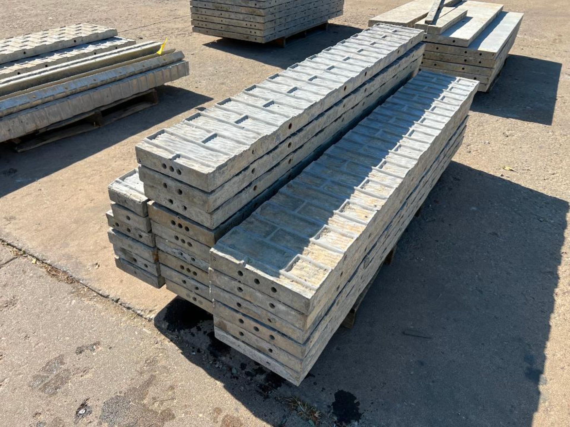 (6) 12" x 6', (9) 10"x 6', (4) 8" x 6' & (2) 2" x 6' Wall Ties Vertibrick Aluminum Concrete Forms, 8