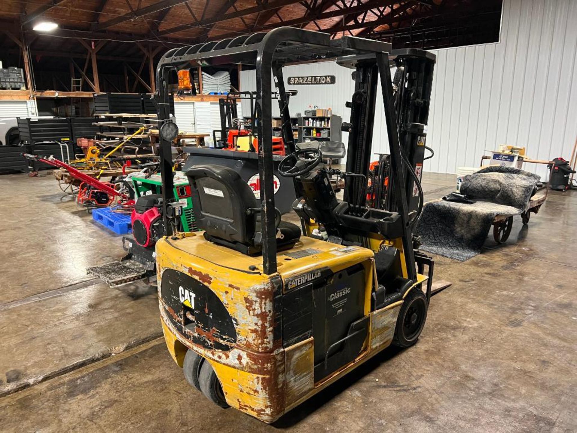 Caterpillar EP16KT Three Wheel Electric Forklift, Hours 3940.7, Serial #ETB4B01714. Located in Mt. P - Image 3 of 9
