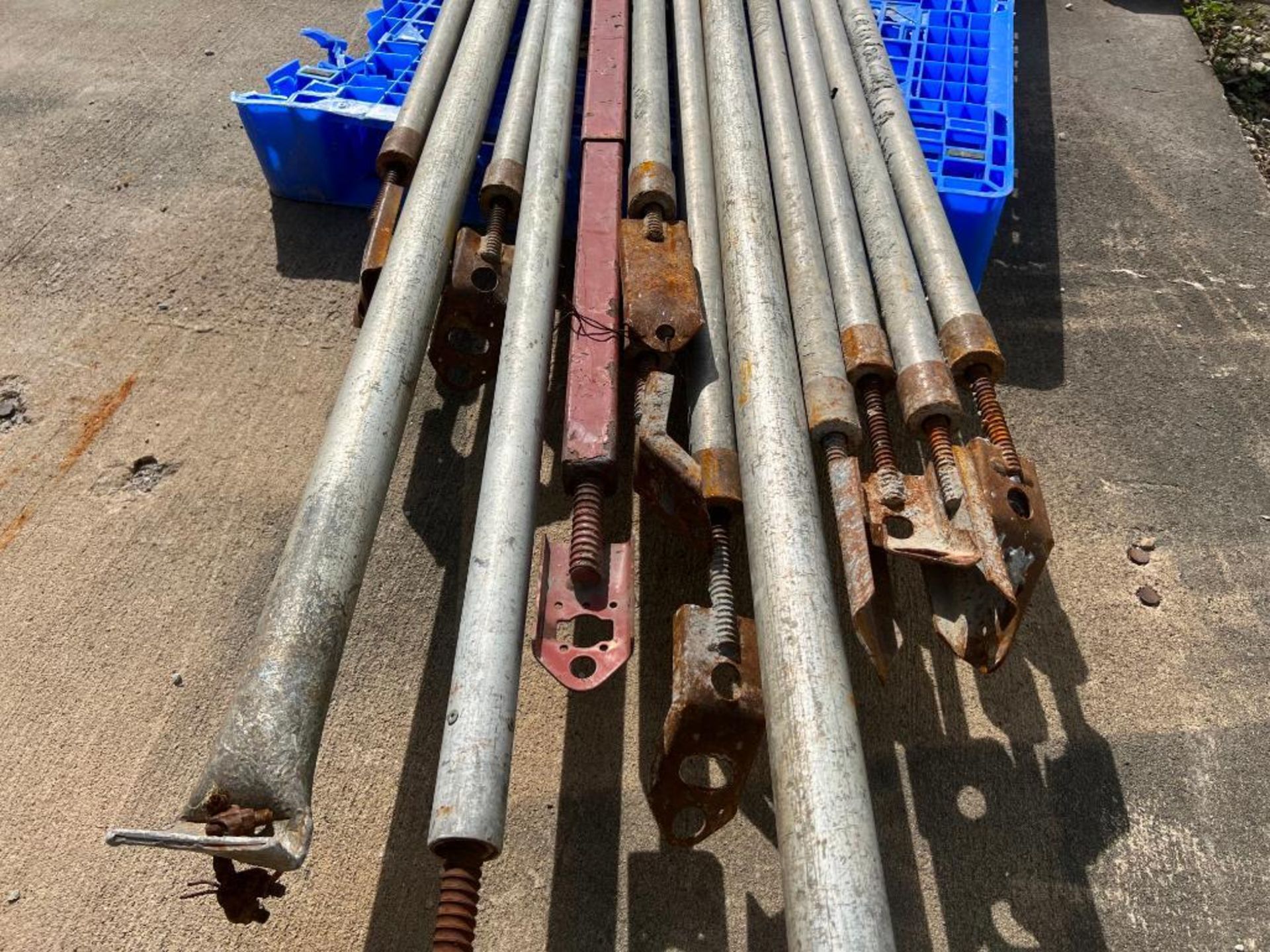 Miscellaneous Size Turnbuckles. Located in Mt. Pleasant, IA - Image 2 of 2