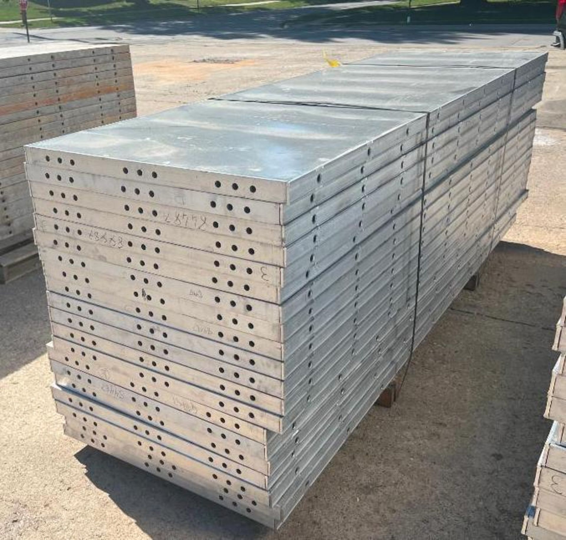 (20) NEW 3' x 10' Wall Ties Aluminum Concrete Forms, 6-12 Hole Pattern. Located in Mt. Pleasant, IA - Image 2 of 3