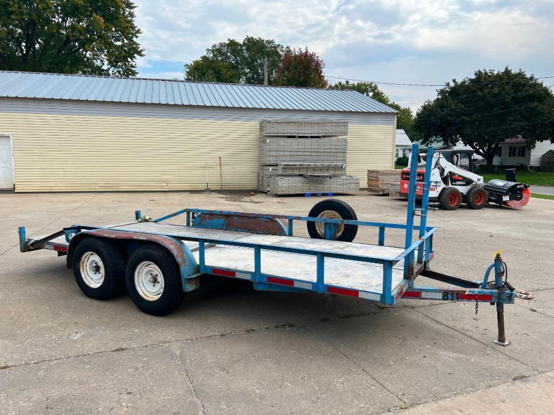 1988 Brewer Utility Trailer, VIN #068814, Flatbed 16' x 76", Dual Axle with Spare Tire & Pintail Rin - Image 2 of 6