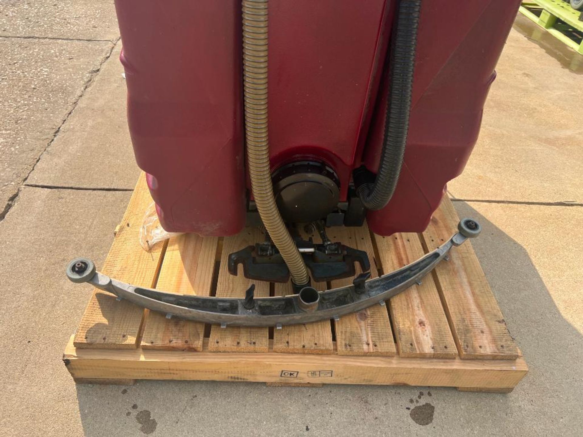 Eride 2832 Rider Floor Scrubber, 8826 Hours, Model ER28D, Serial #13050514, 36 DC Volts. Located in - Image 11 of 15