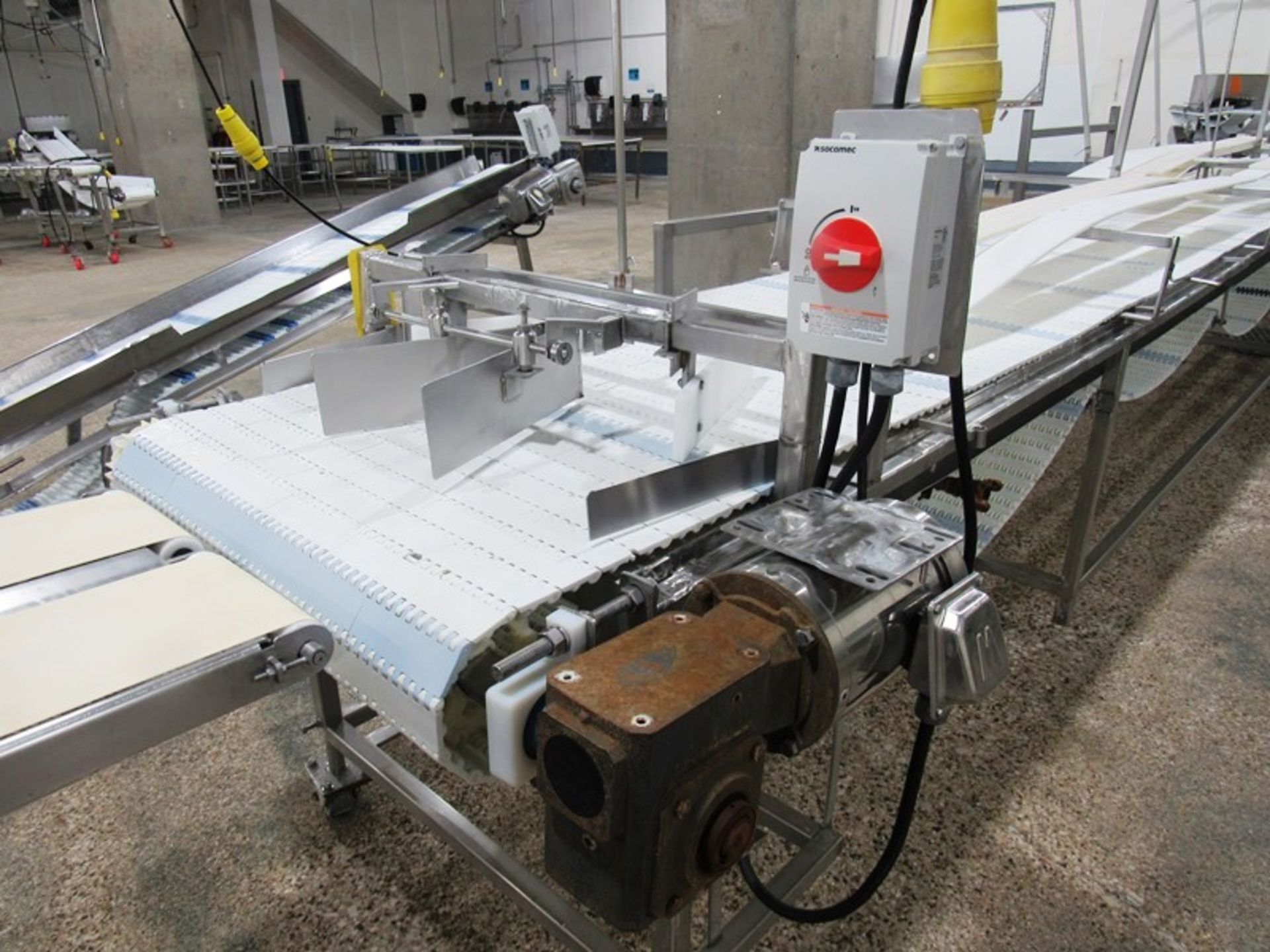 Stainless Steel Conveyor, 29 1/2" W X 34' L plastic belt, 1 h.p. motor, dual voltage, 220 volts - Image 3 of 3