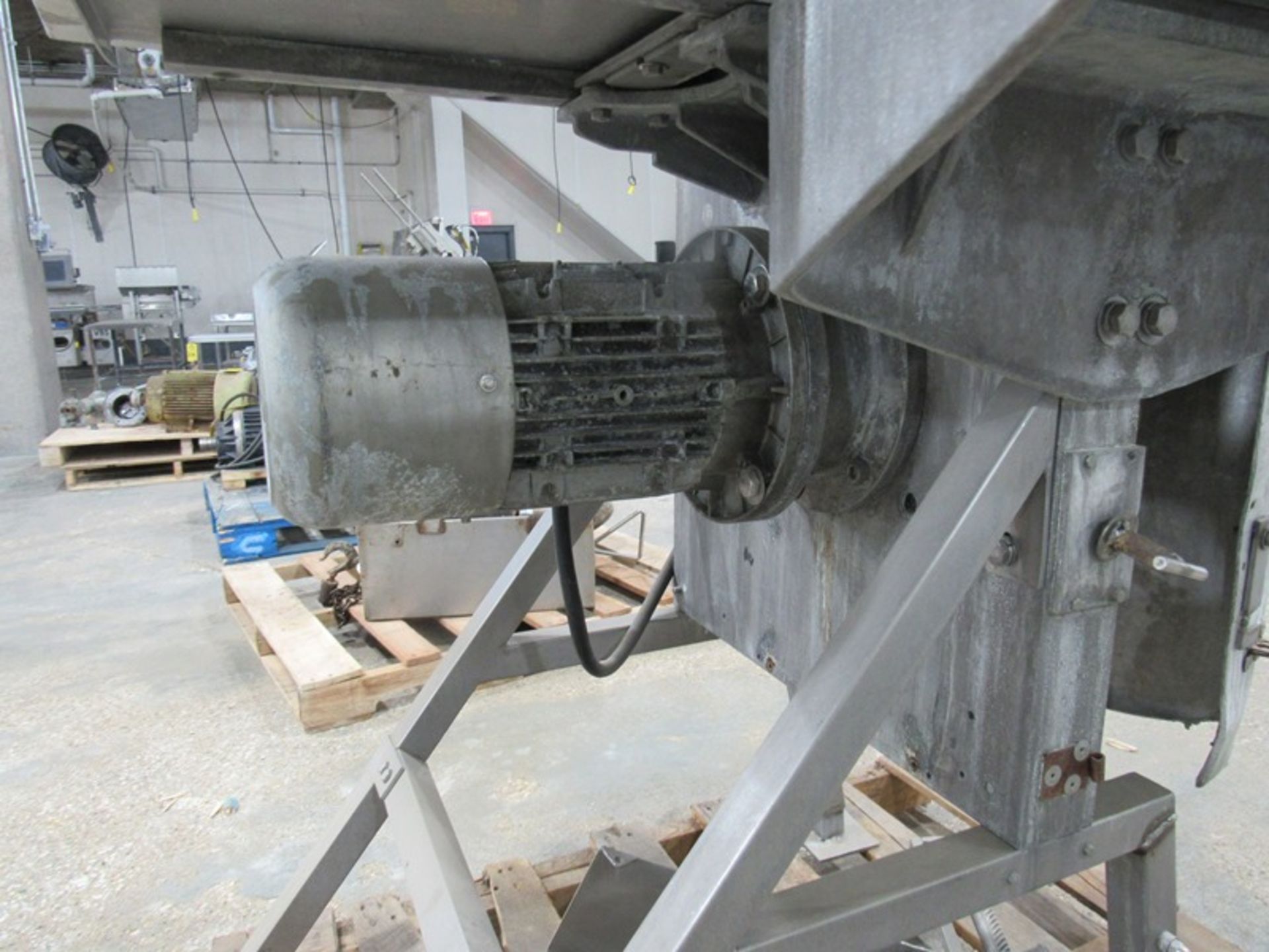 AEW Mdl. 400M Band Saw, Ser. #LHS120585 Removal: By Appointment Only. Required Rigging Fee $50.00. - Image 2 of 4