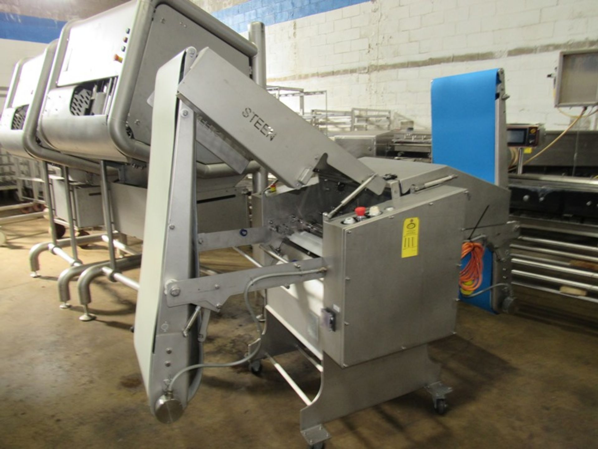 Steen Mdl. ST700 Automatic Conveyorized Skinner, long model, Ser. #268/2417F, 480 volts (Located