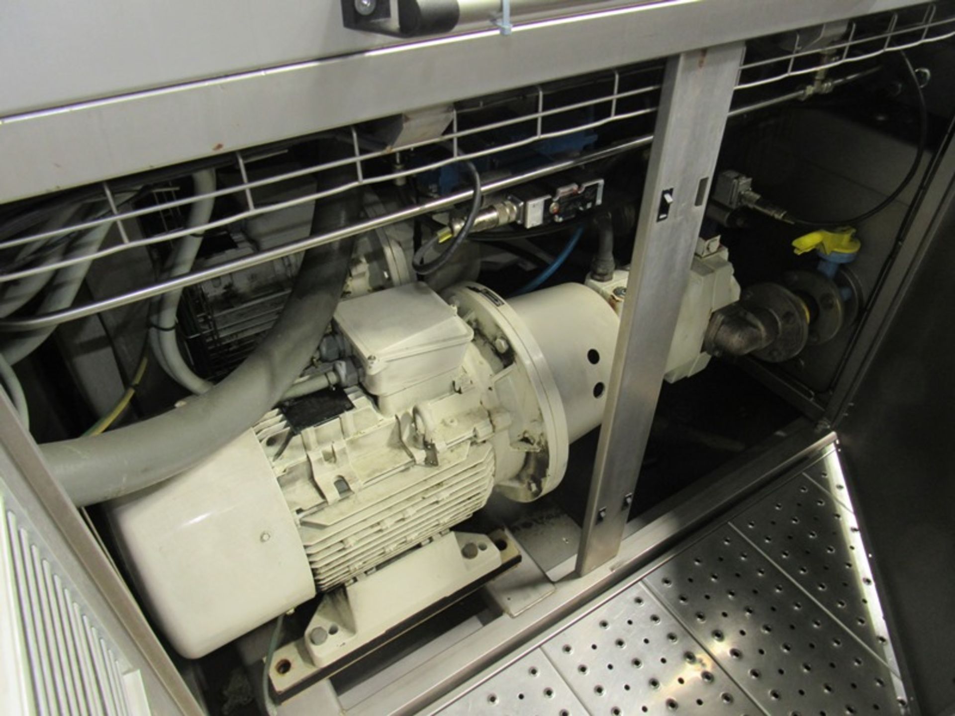 Hyperbaric Model 420 Wave High Pressure Processing (HPP) Chamber. Serial number WO7811. - Image 31 of 53