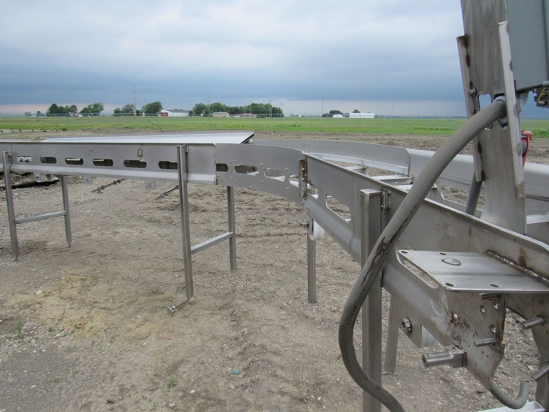 Stainless Steel Conveyor, 90º, 20" Wide X 20' Long, no drive (Loading Fee: $150.00 - Rigger: Norm - Image 2 of 3