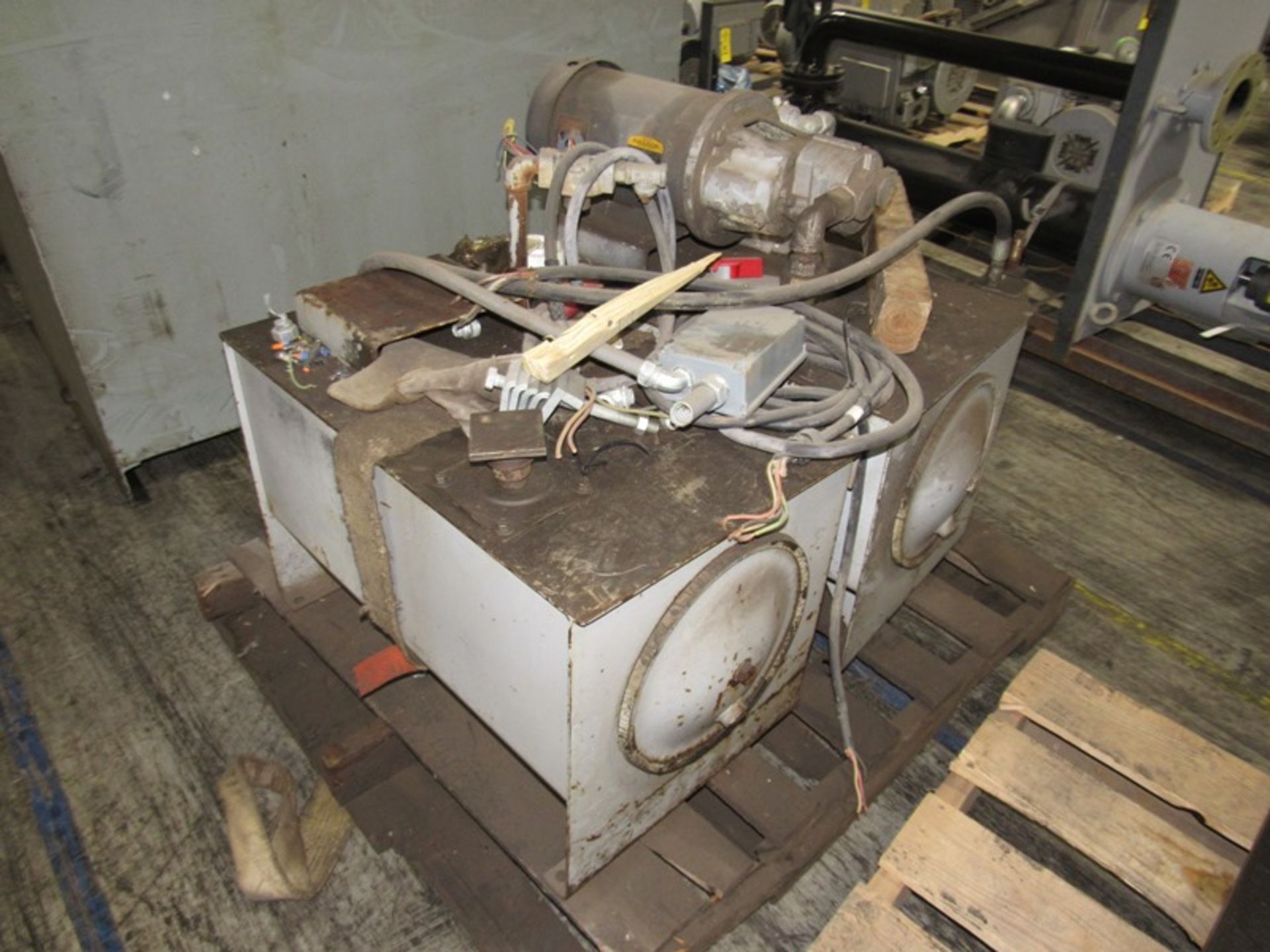 (2) Hydraulic Power Packs, 18" W X 30" L X 12' Deep reservoir (Loading Fee: $50.00 - Rigger: Norm - Image 2 of 2